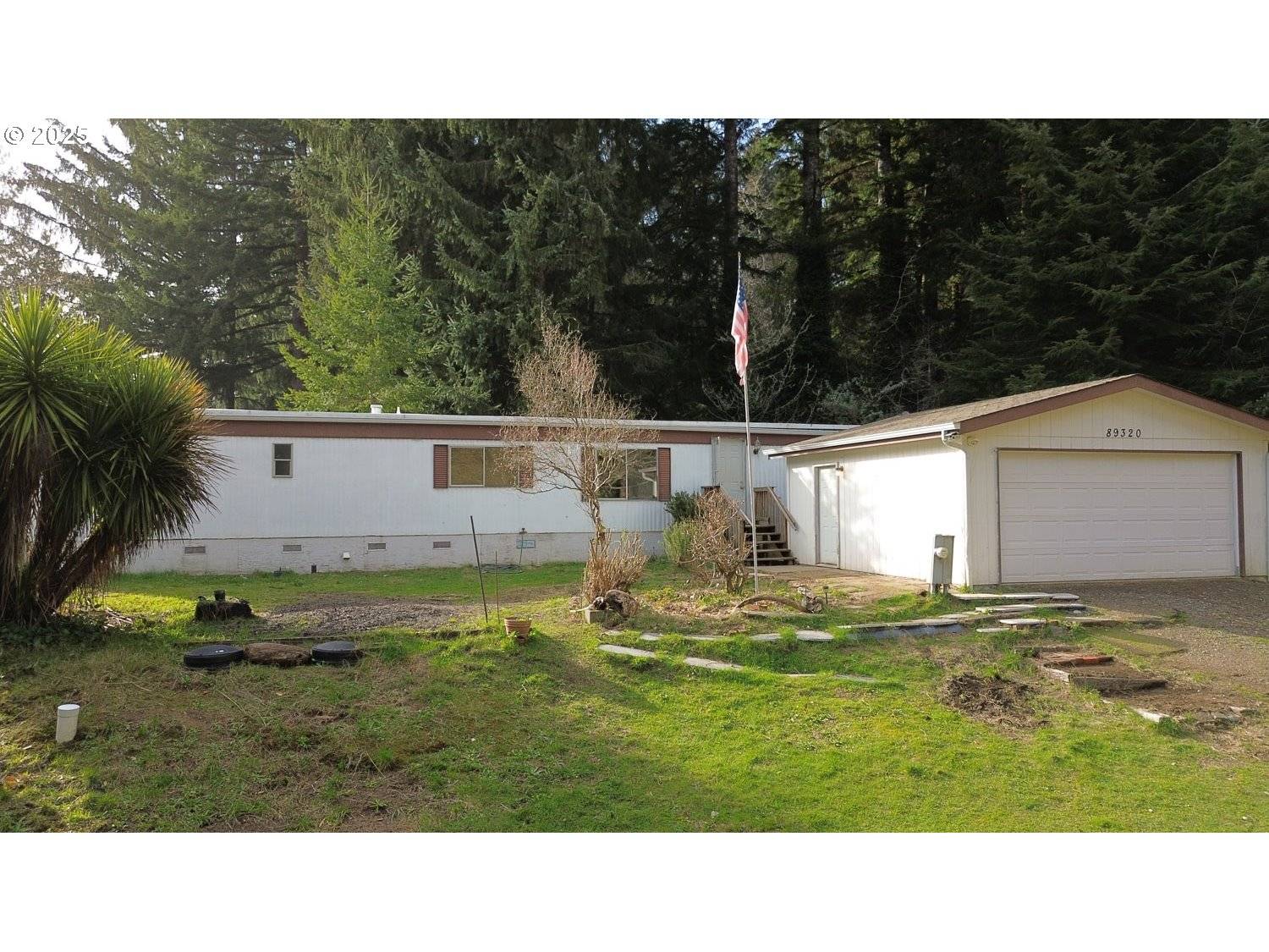 Florence, OR 97439,89320 NORTH LN