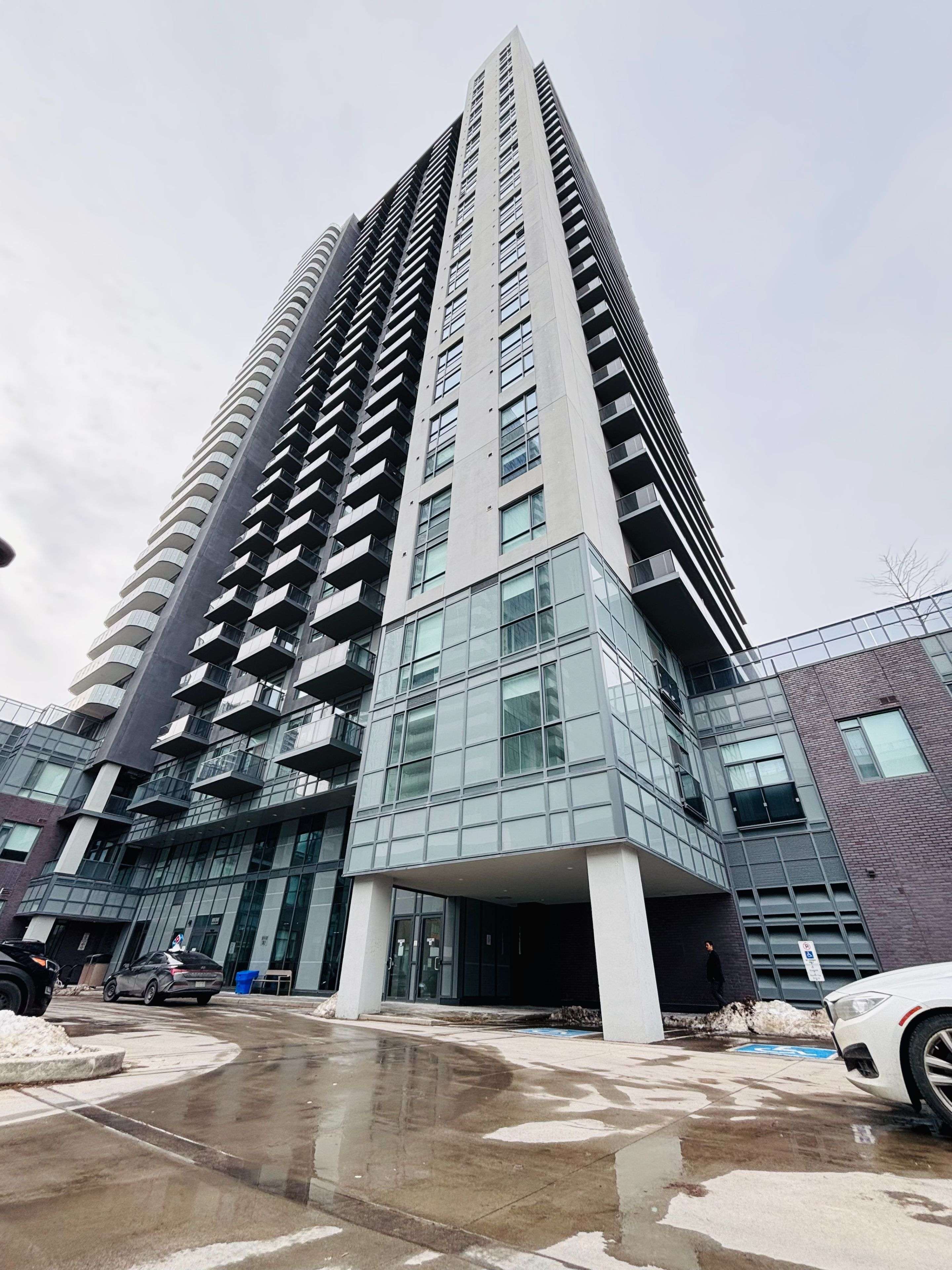 Mississauga, ON L4Z 4J8,8 Nahani WAY #902