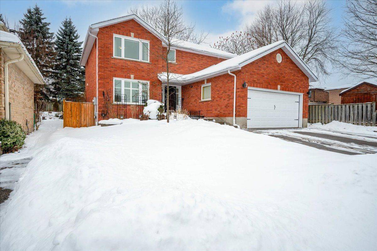 Kitchener, ON N2A 3C2,7 Chandos DR