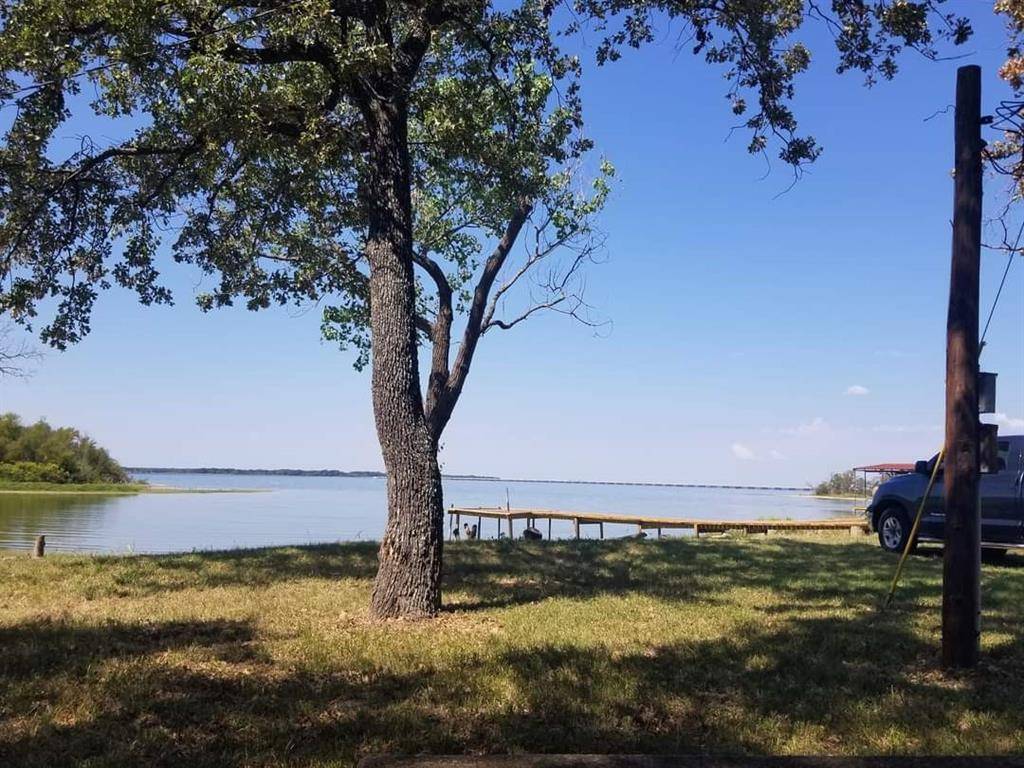 East Tawakoni, TX 75472,674 Briggs Boulevard