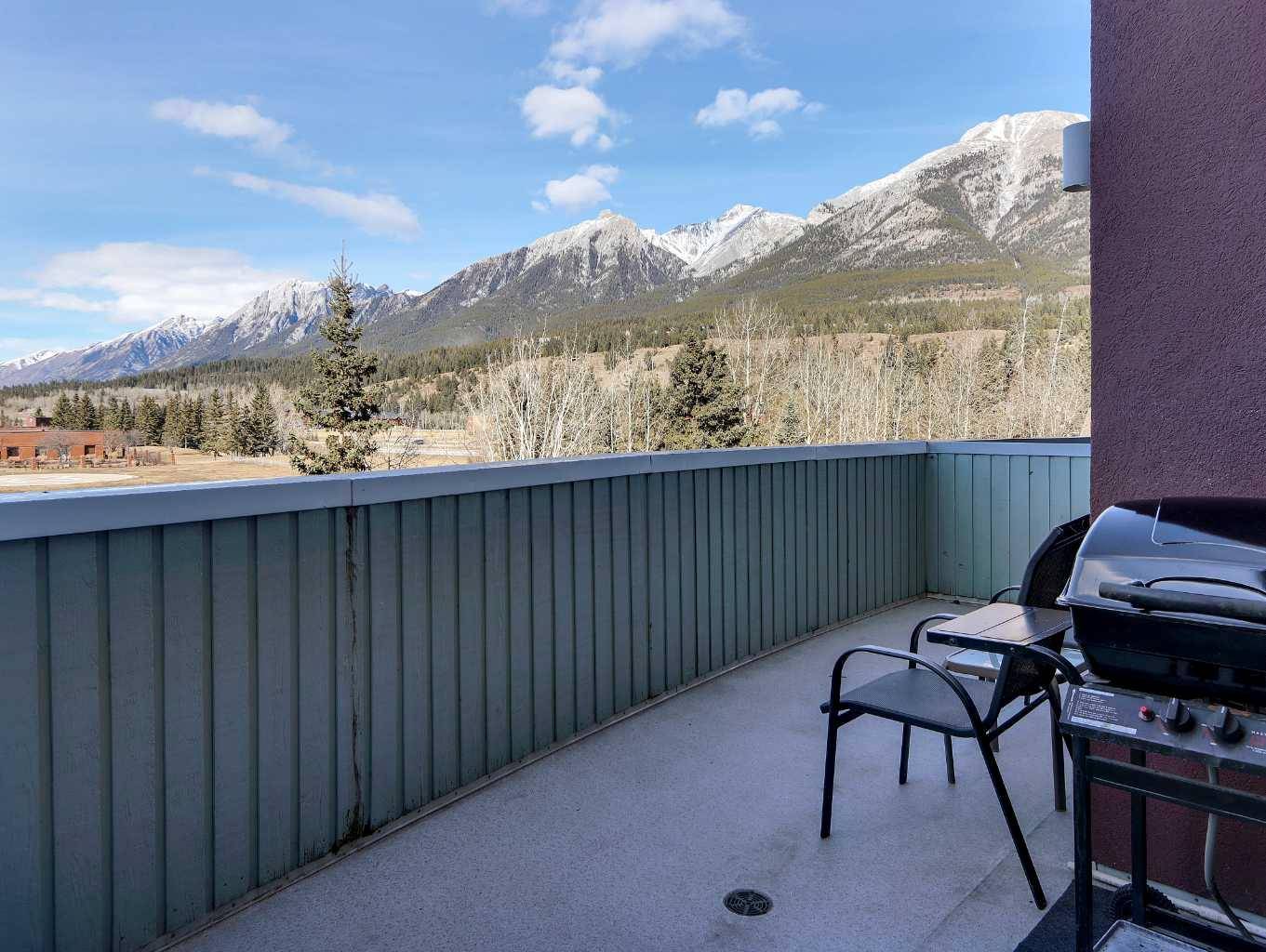 Canmore, AB T1W3G1,1151 Sidney #313A/F