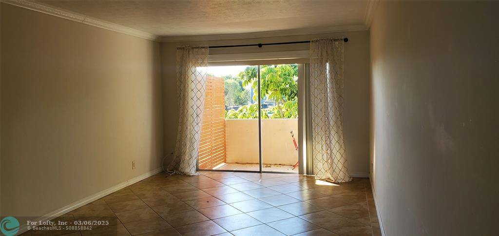 Hollywood, FL 33021,1200 Tallwood Ave #311