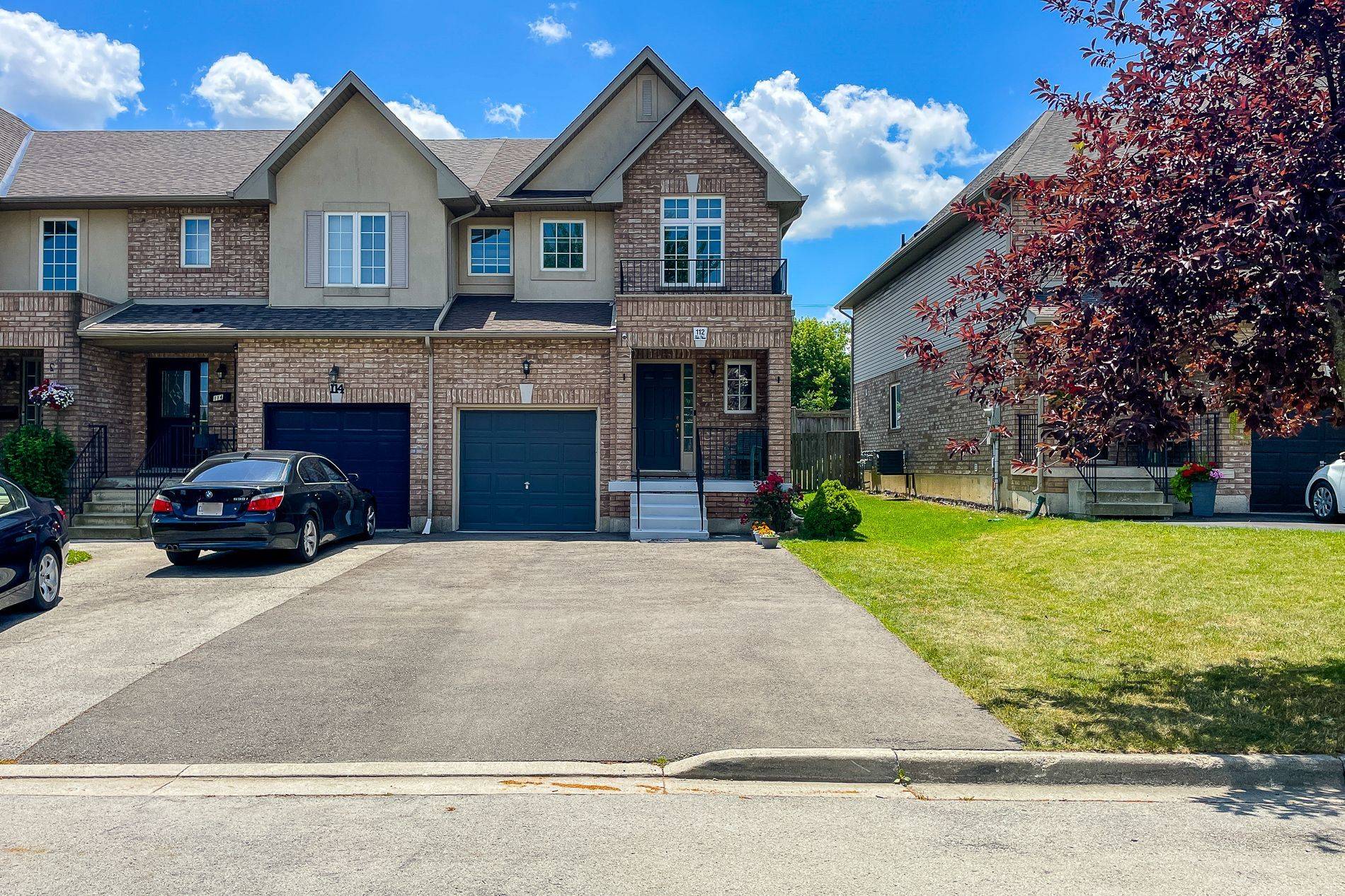 Hamilton, ON L8J 3Z8,112 Meadow Wood CRES