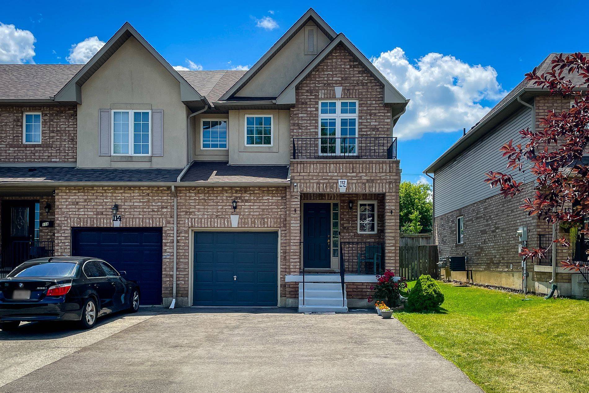 Hamilton, ON L8J 3Z8,112 Meadow Wood CRES