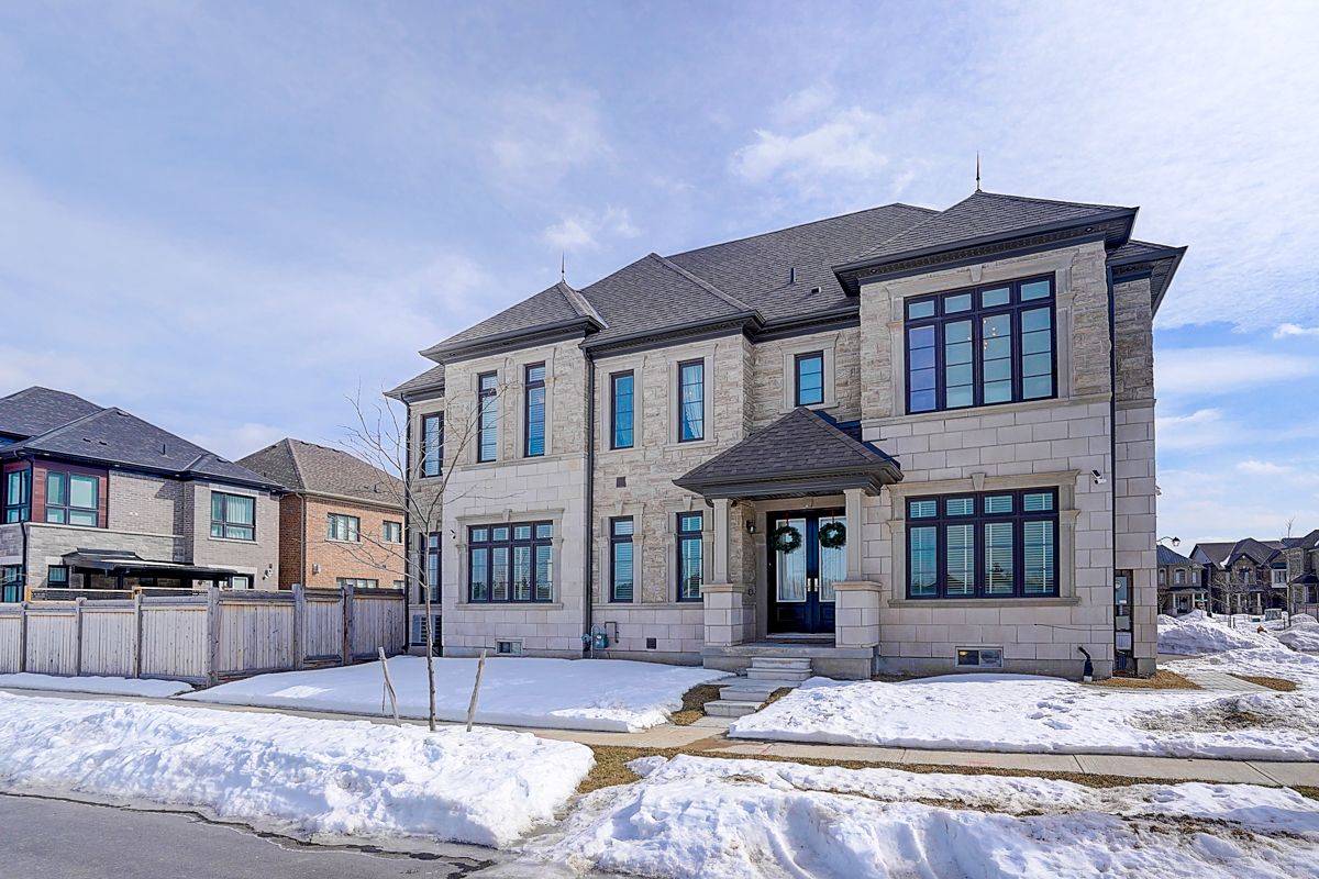 Oakville, ON L6M 5L6,1301 Felicity GDNS