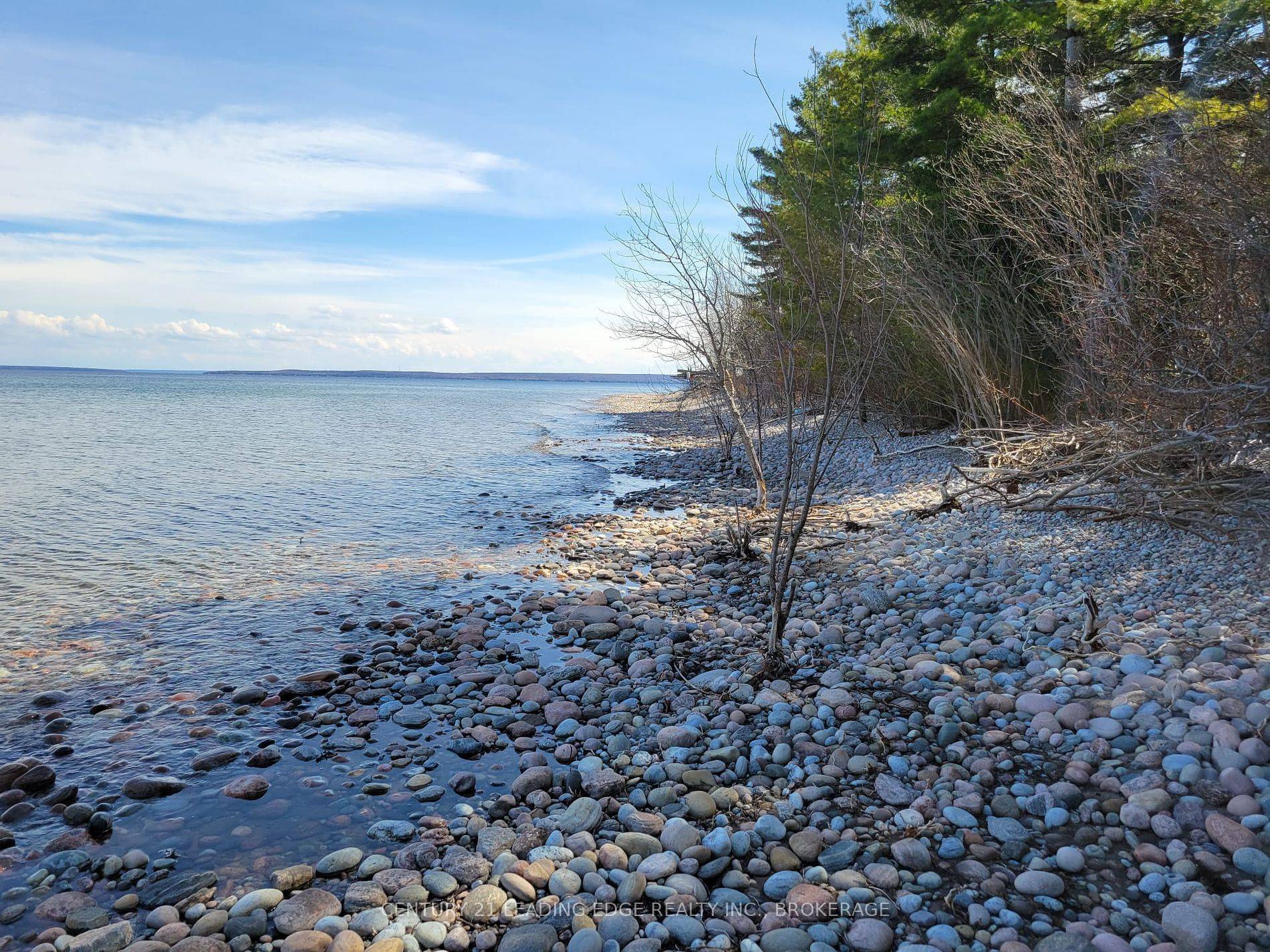 Tiny, ON L9M 1R2,16 GIANT'S TOMB ISLAND N/A