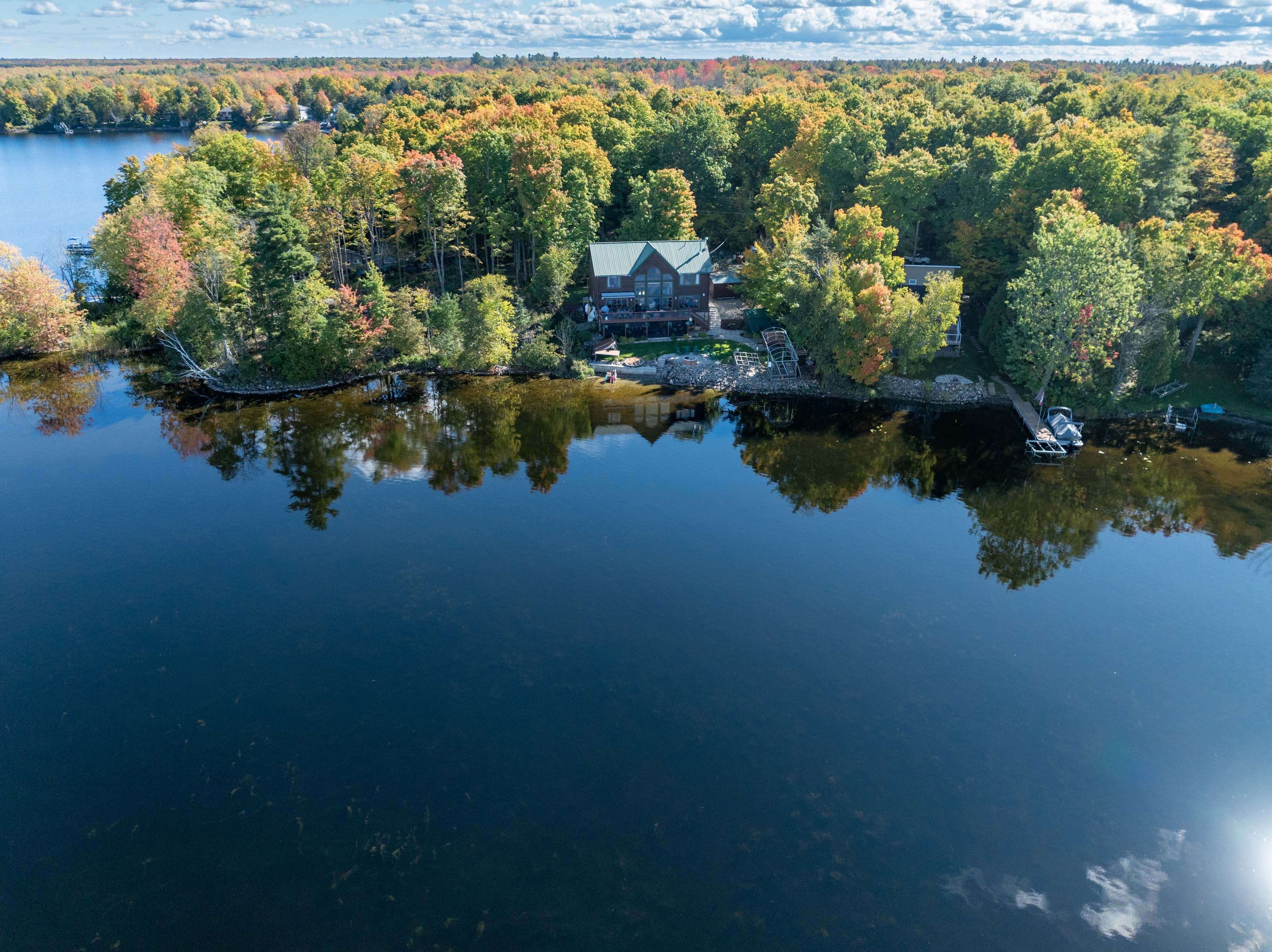 Drummond/north Elmsley, ON K7H 3C8,122 Red Rock Bay RD