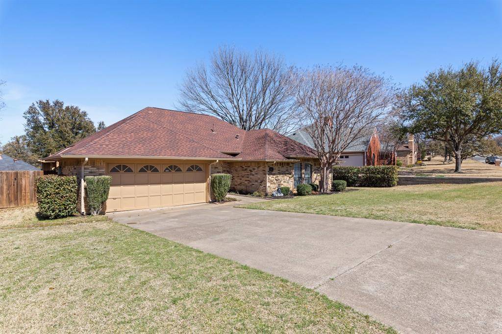 Grapevine, TX 76051,3024 Sweet Briar Street