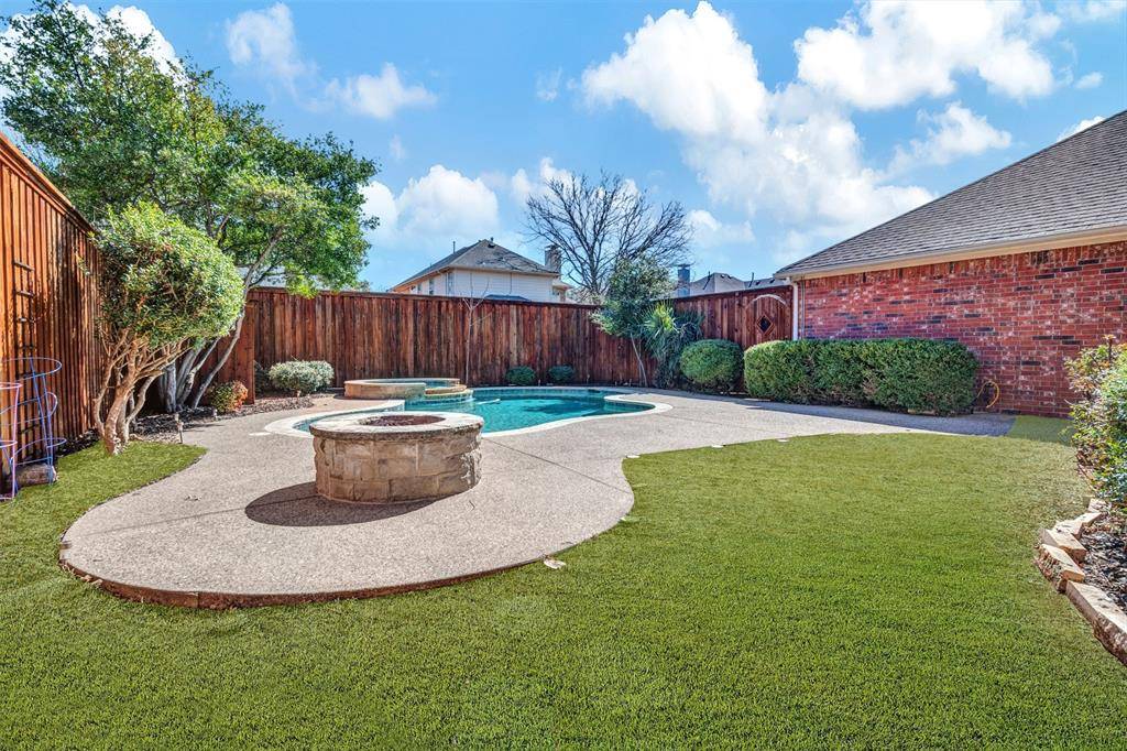 Plano, TX 75025,8108 Hazeltine Drive