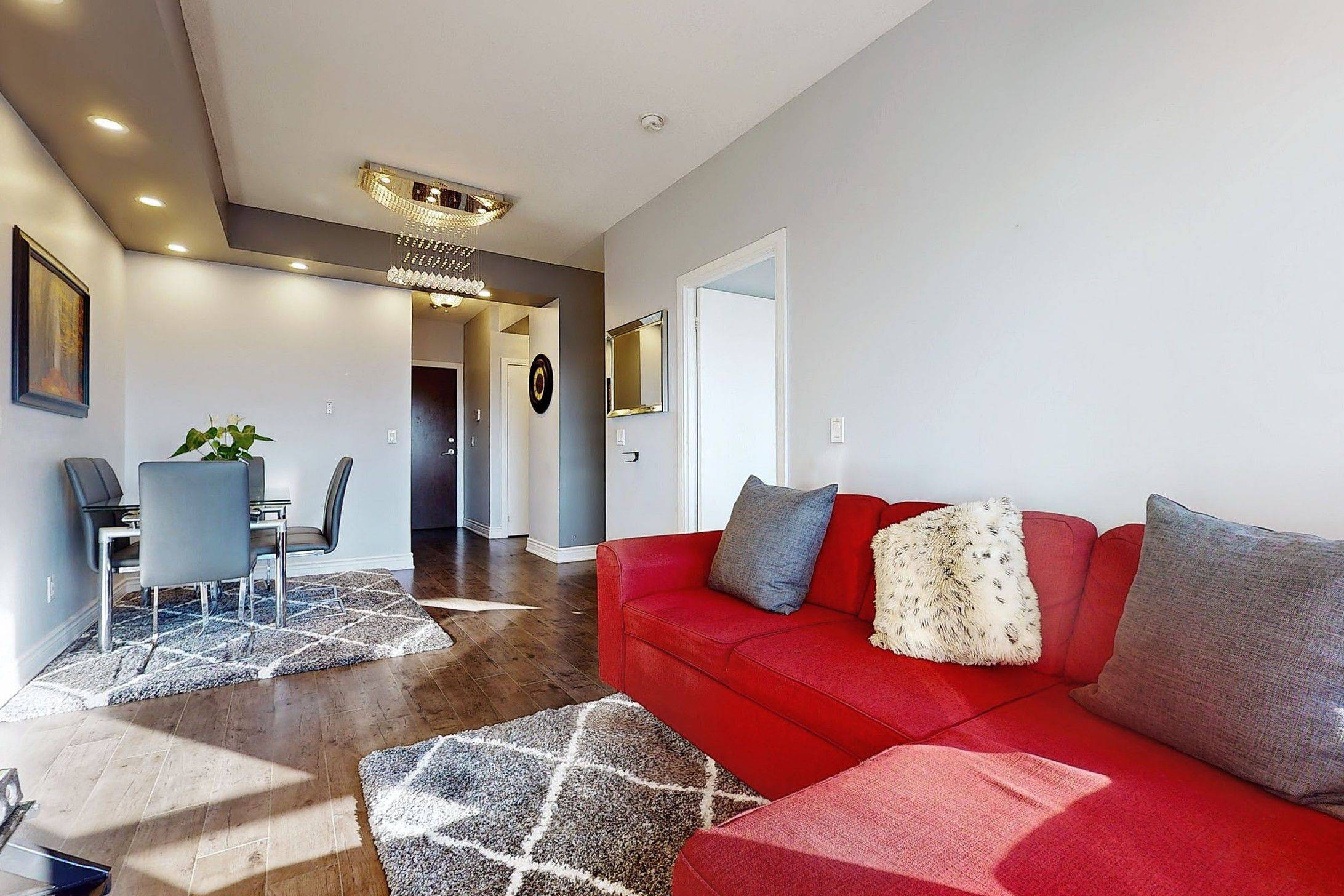 Toronto E07, ON M1S 0L3,181 Village Green SQ #1218