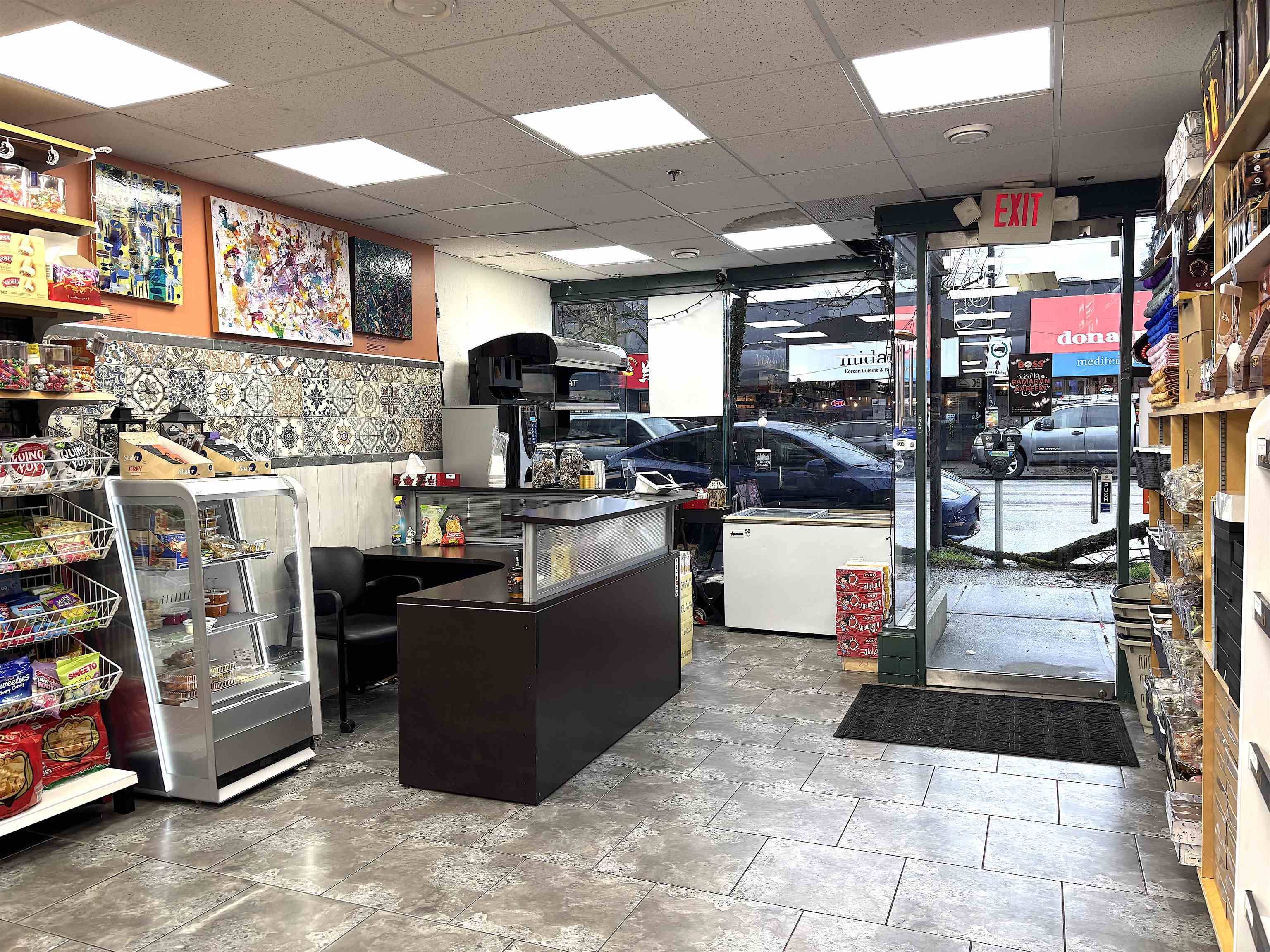 Vancouver, BC V6K 2H4,3216 W BROADWAY