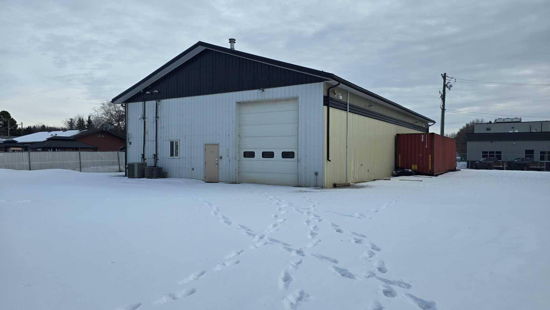 Plamondon, AB T0A 2T0,9922 101 AVE