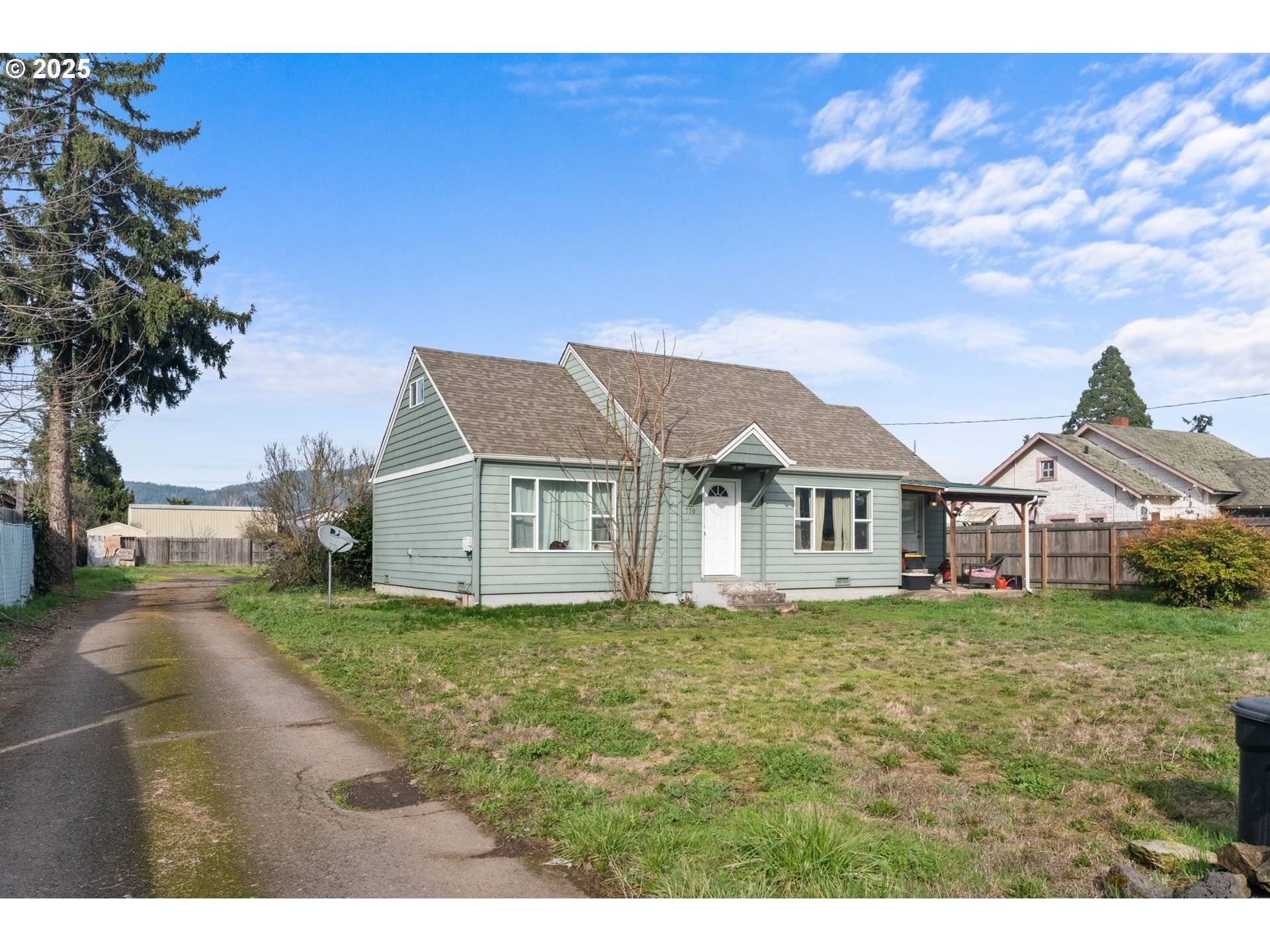 Springfield, OR 97477,780 Q ST