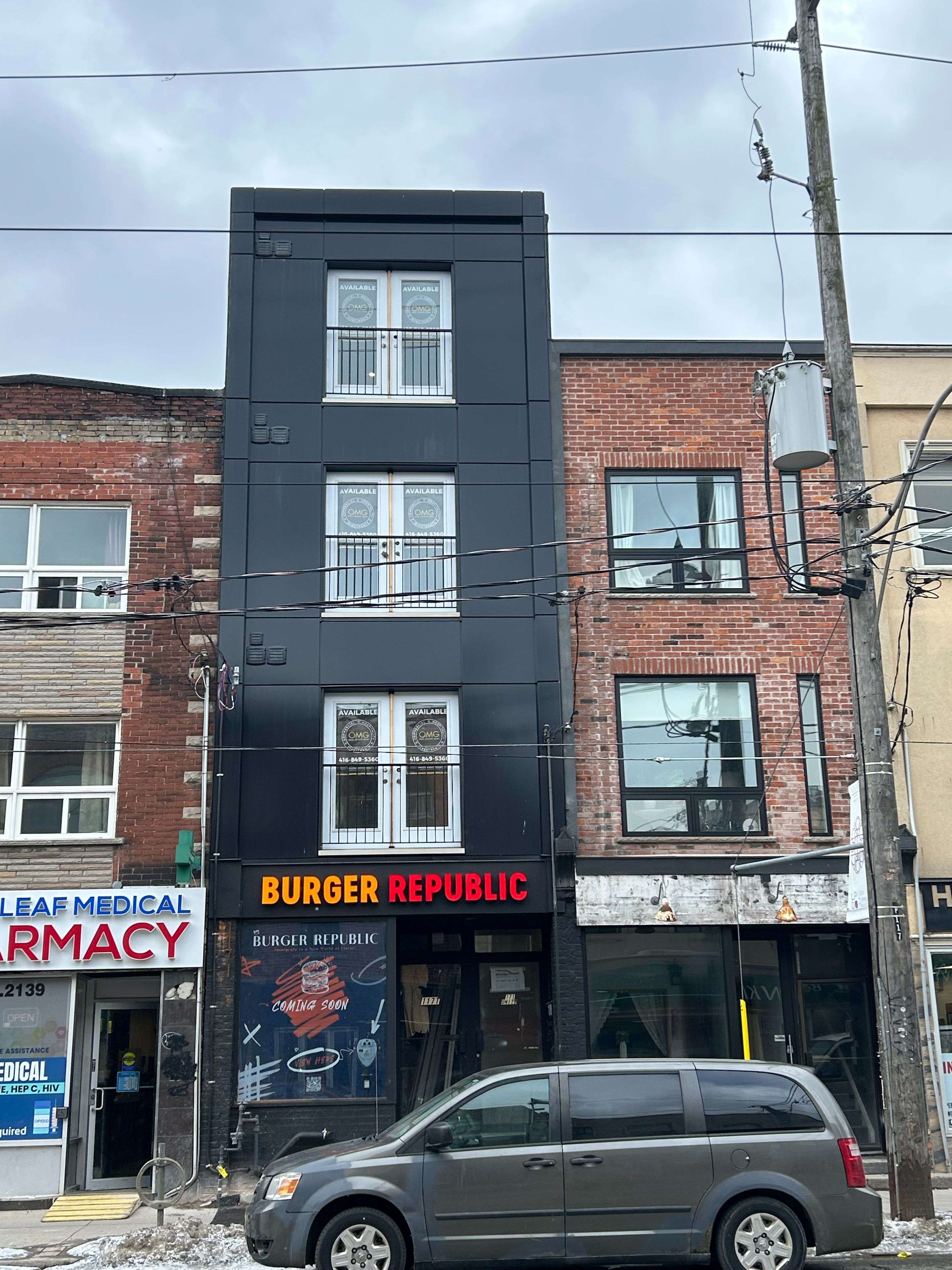 Toronto C01, ON M6J 1X3,1171 Dundas ST W #2nd floor