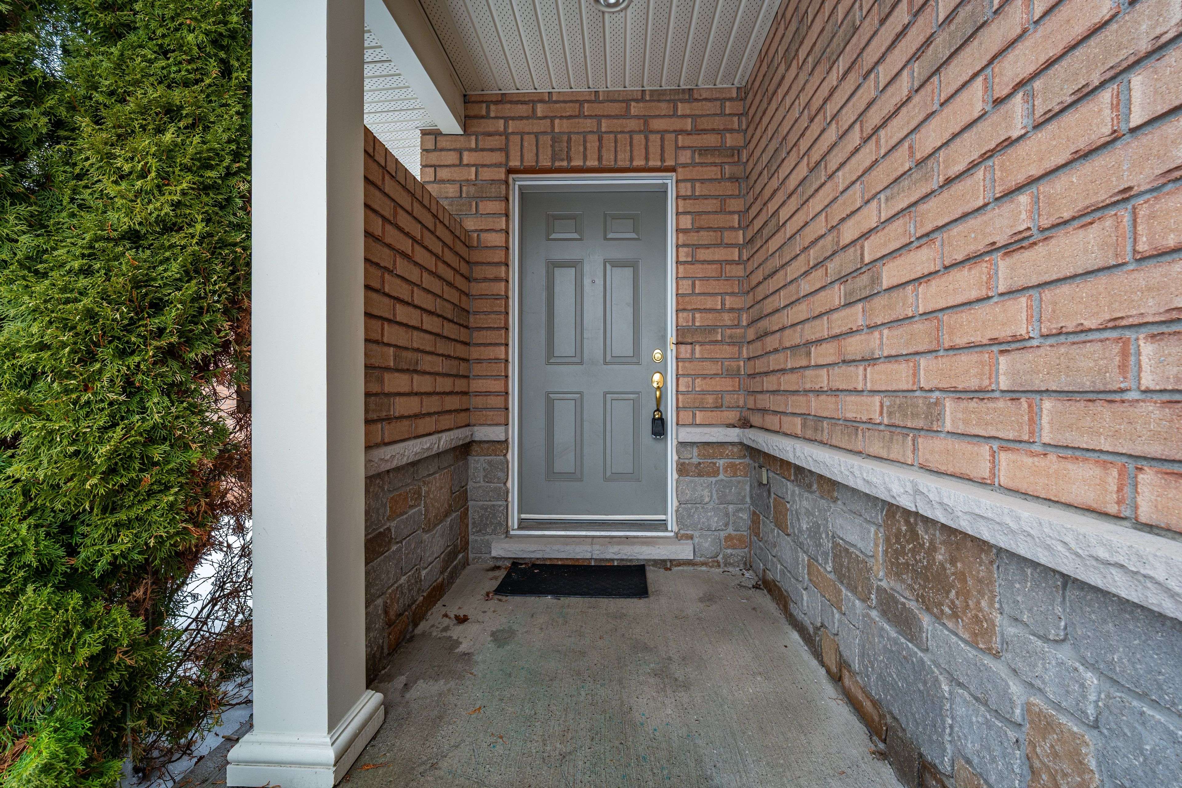 Peterborough, ON K9J 8S7,7 Village CRES