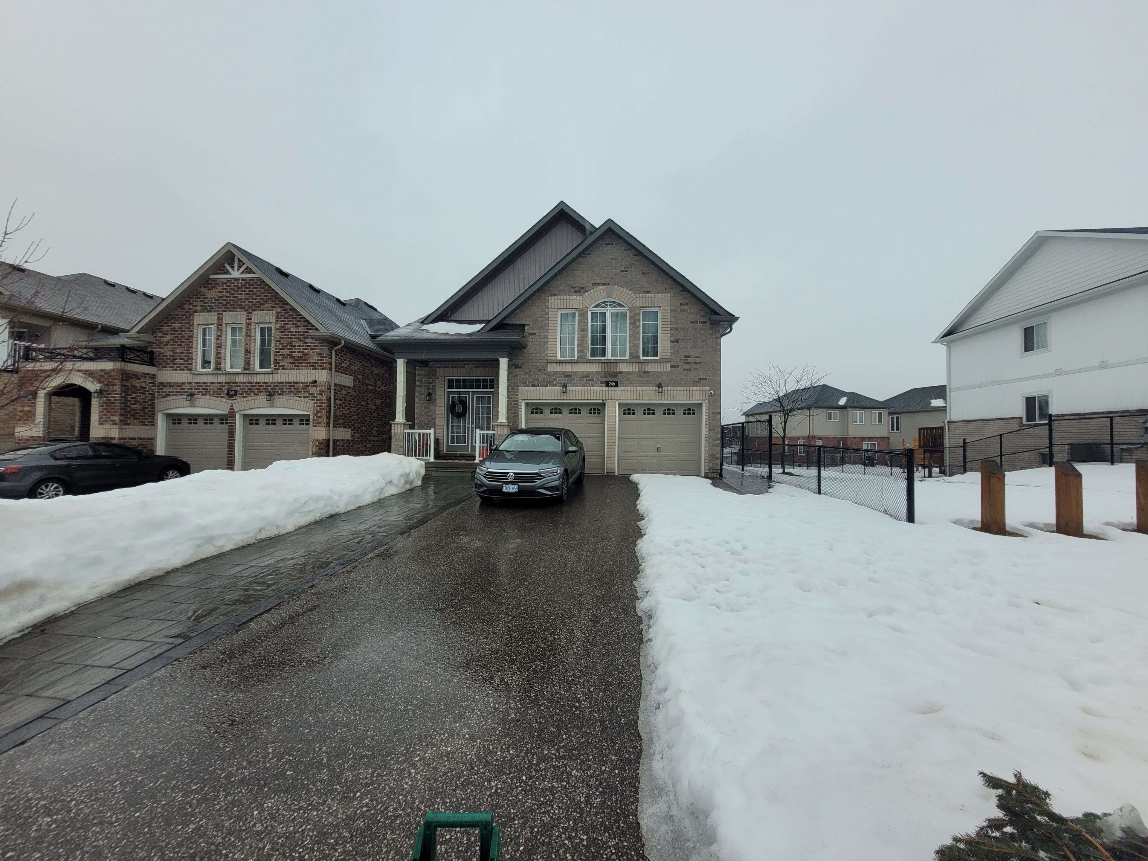 Orillia, ON L3V 0E2,246 Diana DR