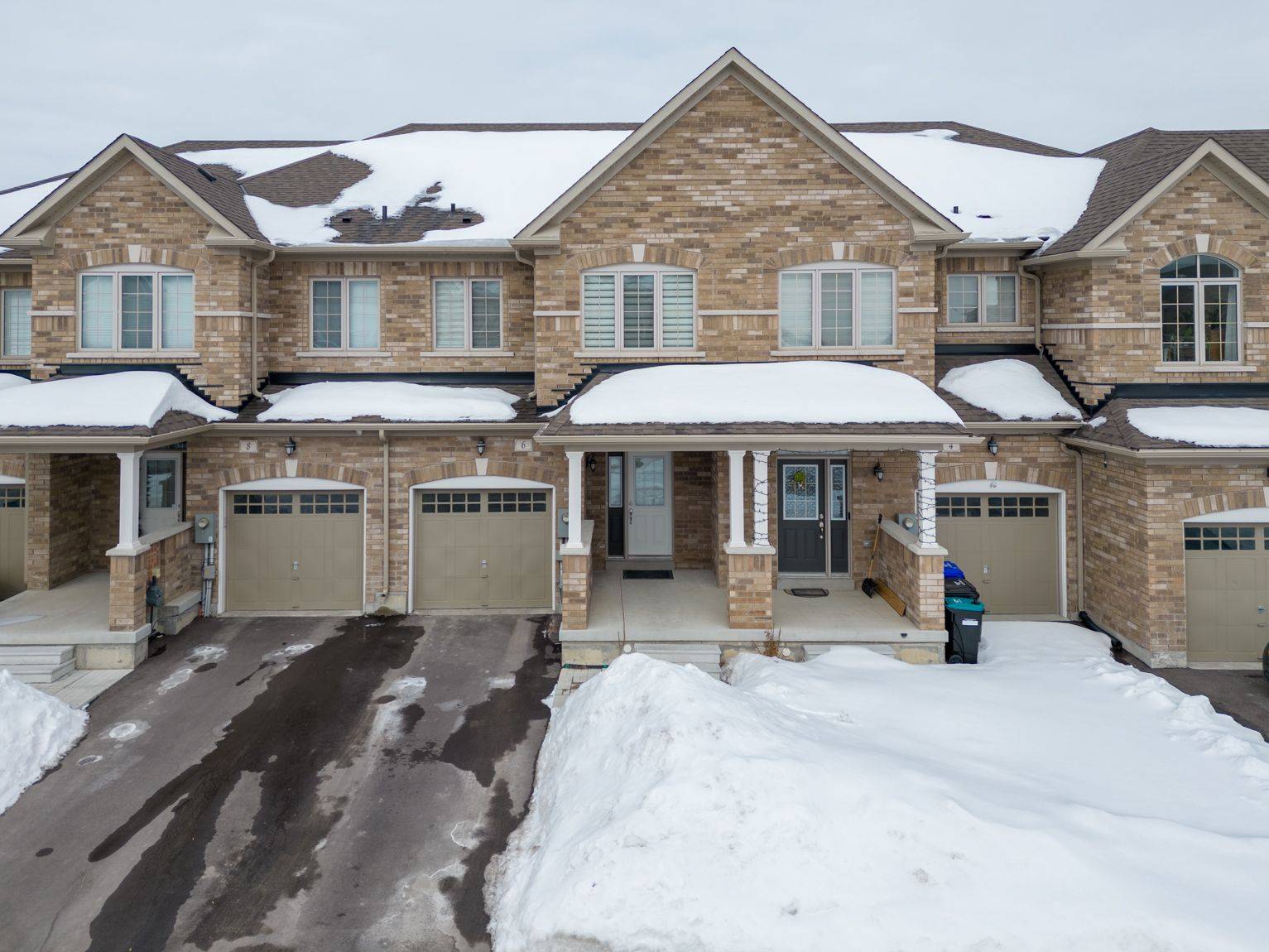 Bradford West Gwillimbury, ON L3Z 4K3,6 Westlake CRES