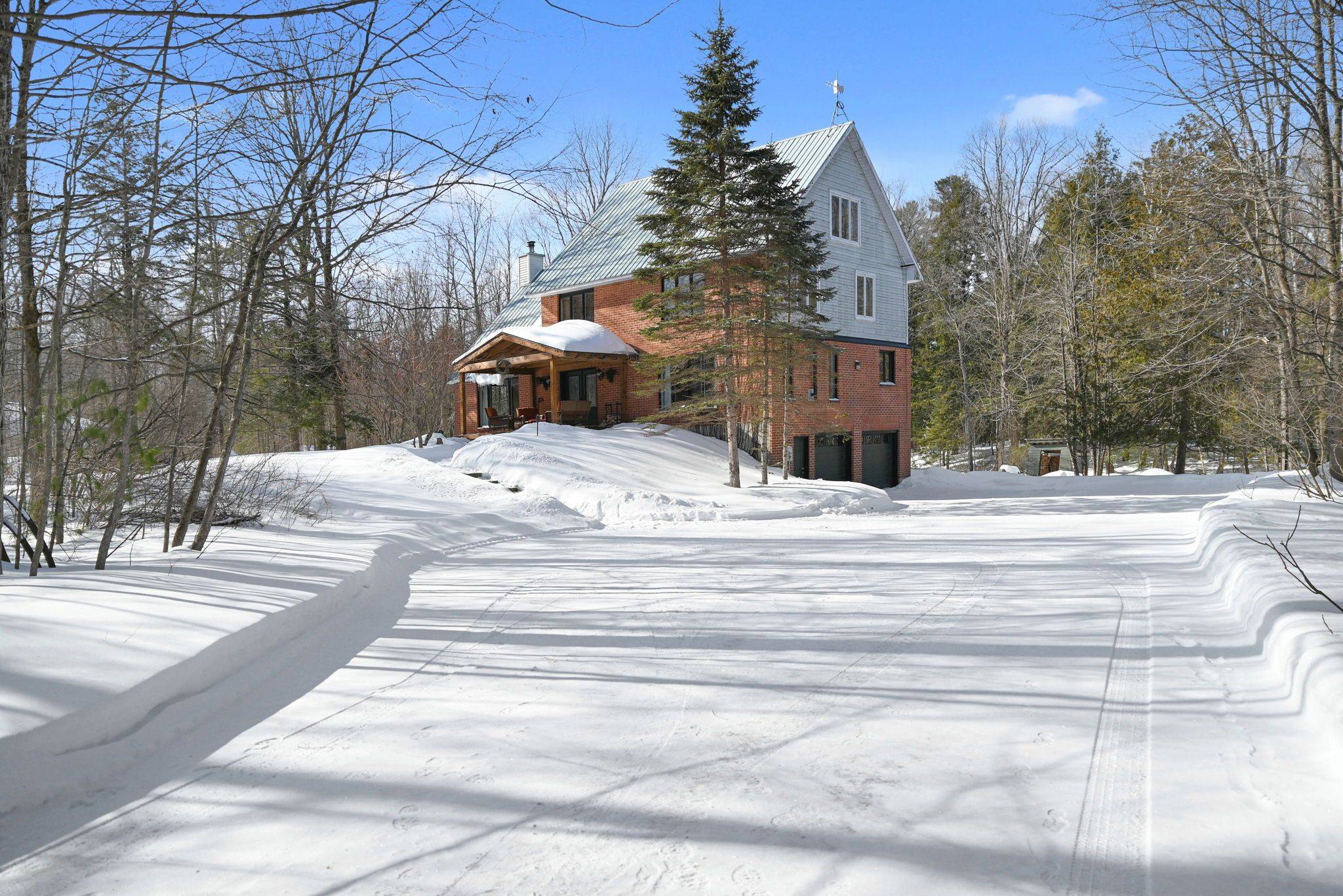 Carp - Dunrobin - Huntley - Fitzroy And Area, ON K0A 3M0,104 Hardwood DR