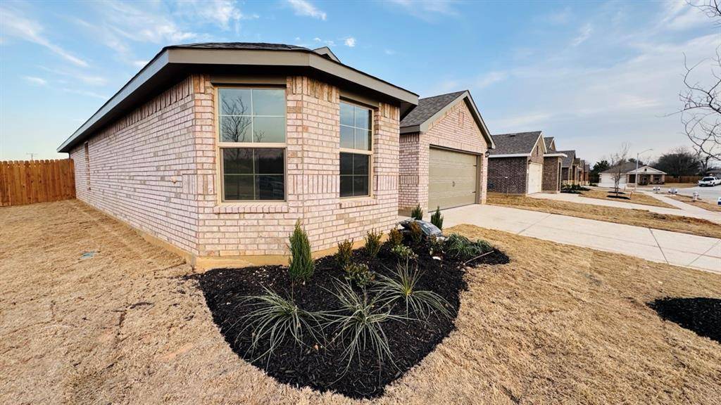 Cleburne, TX 76033,316 WILDROSE Circle