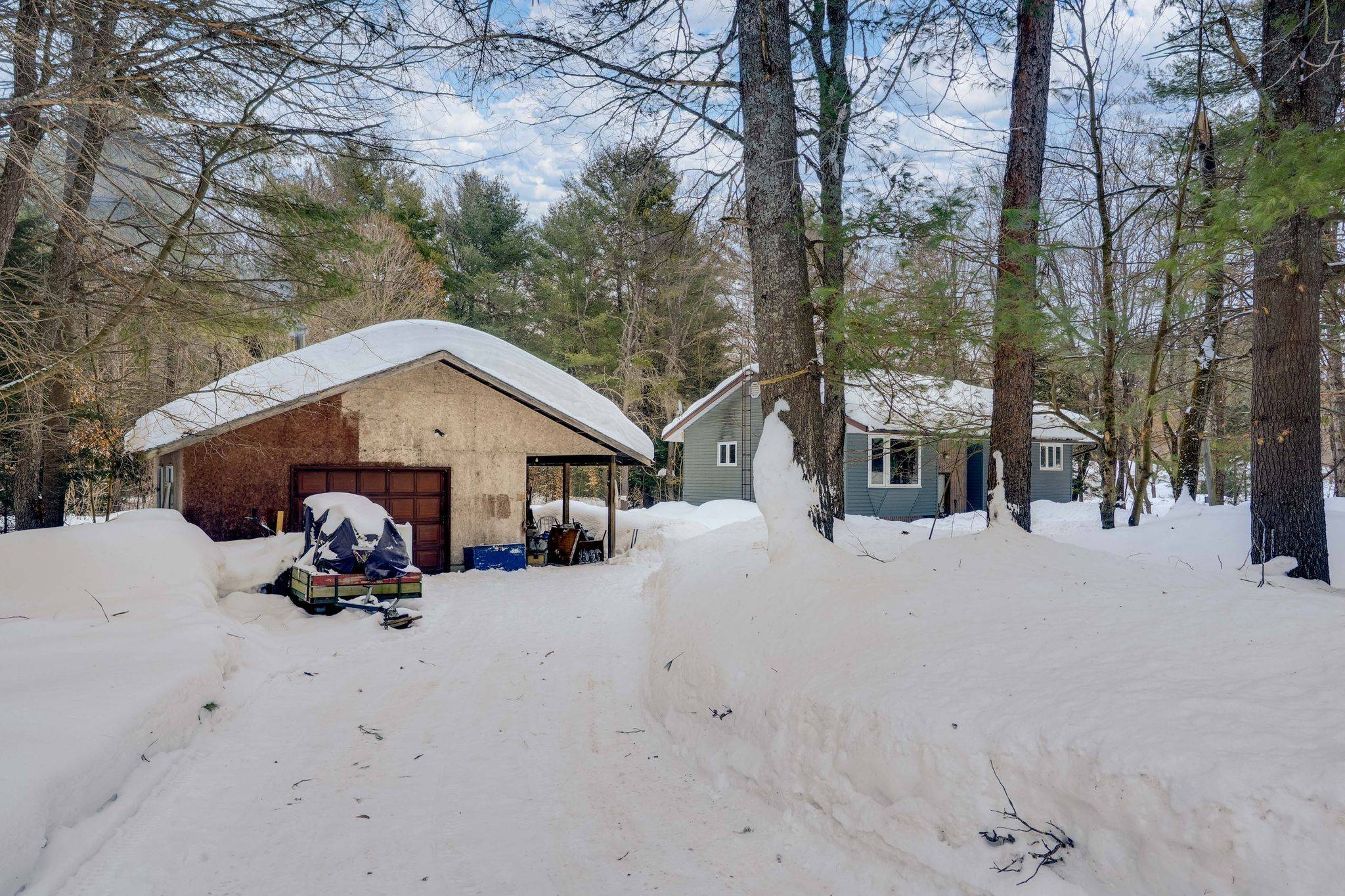 Bracebridge, ON P1L 1X4,1118 Lone Pine DR