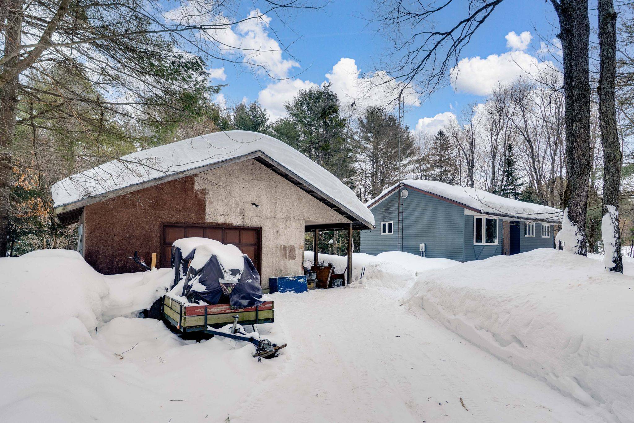 Bracebridge, ON P1L 1X4,1118 Lone Pine DR