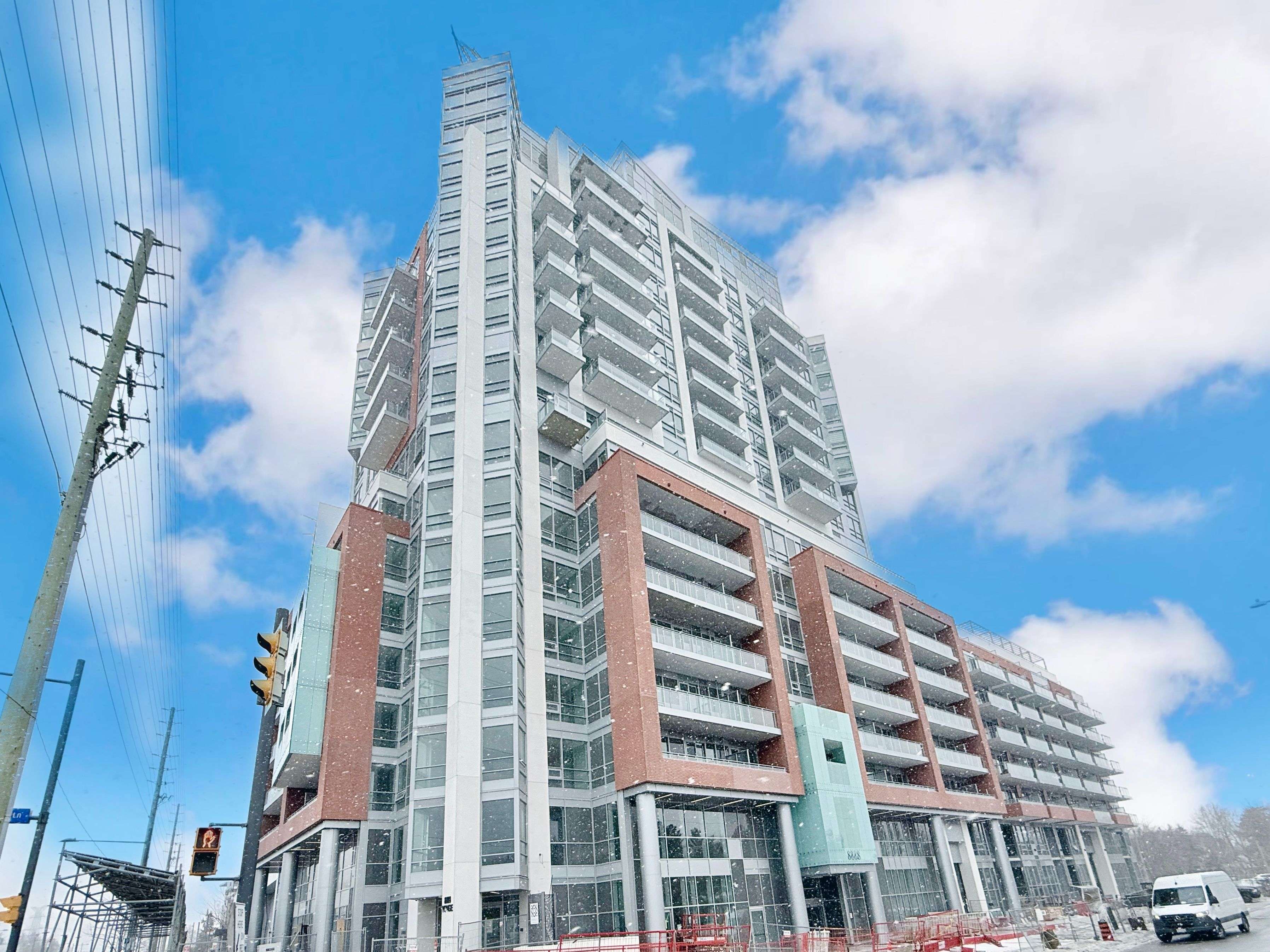 Richmond Hill, ON L4C 5V6,8888 YONGE ST #715