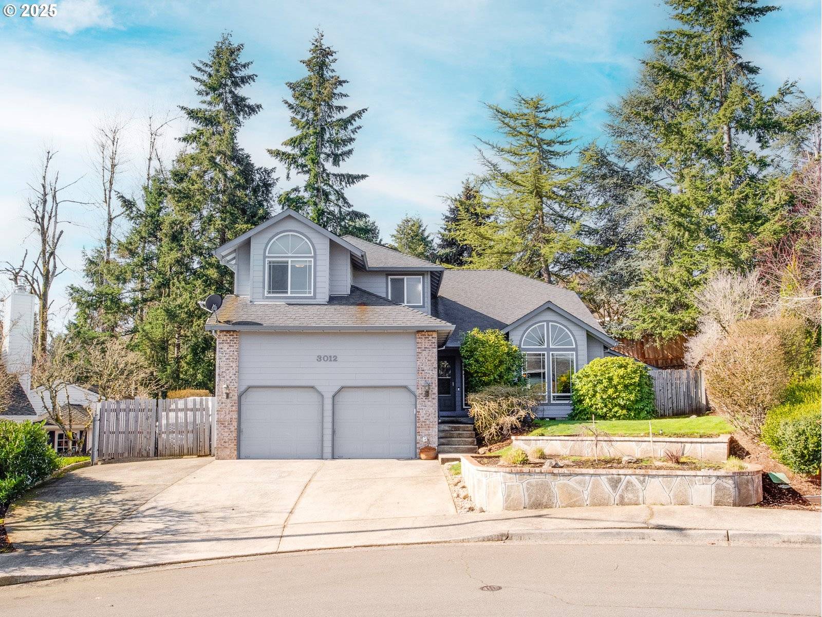 West Linn, OR 97068,3012 HUNTER CT