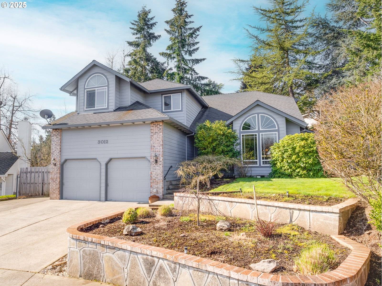 West Linn, OR 97068,3012 HUNTER CT