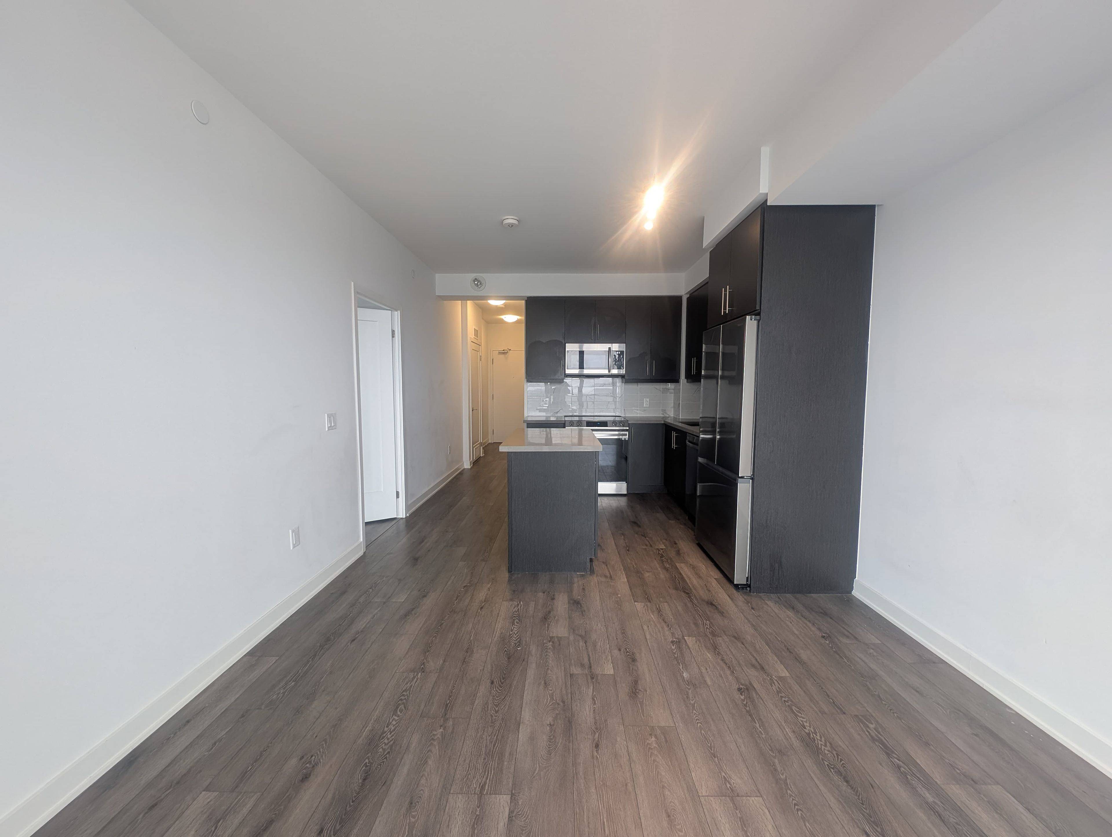 Richmond Hill, ON L4B 0H6,105 Oneida CRES #2909