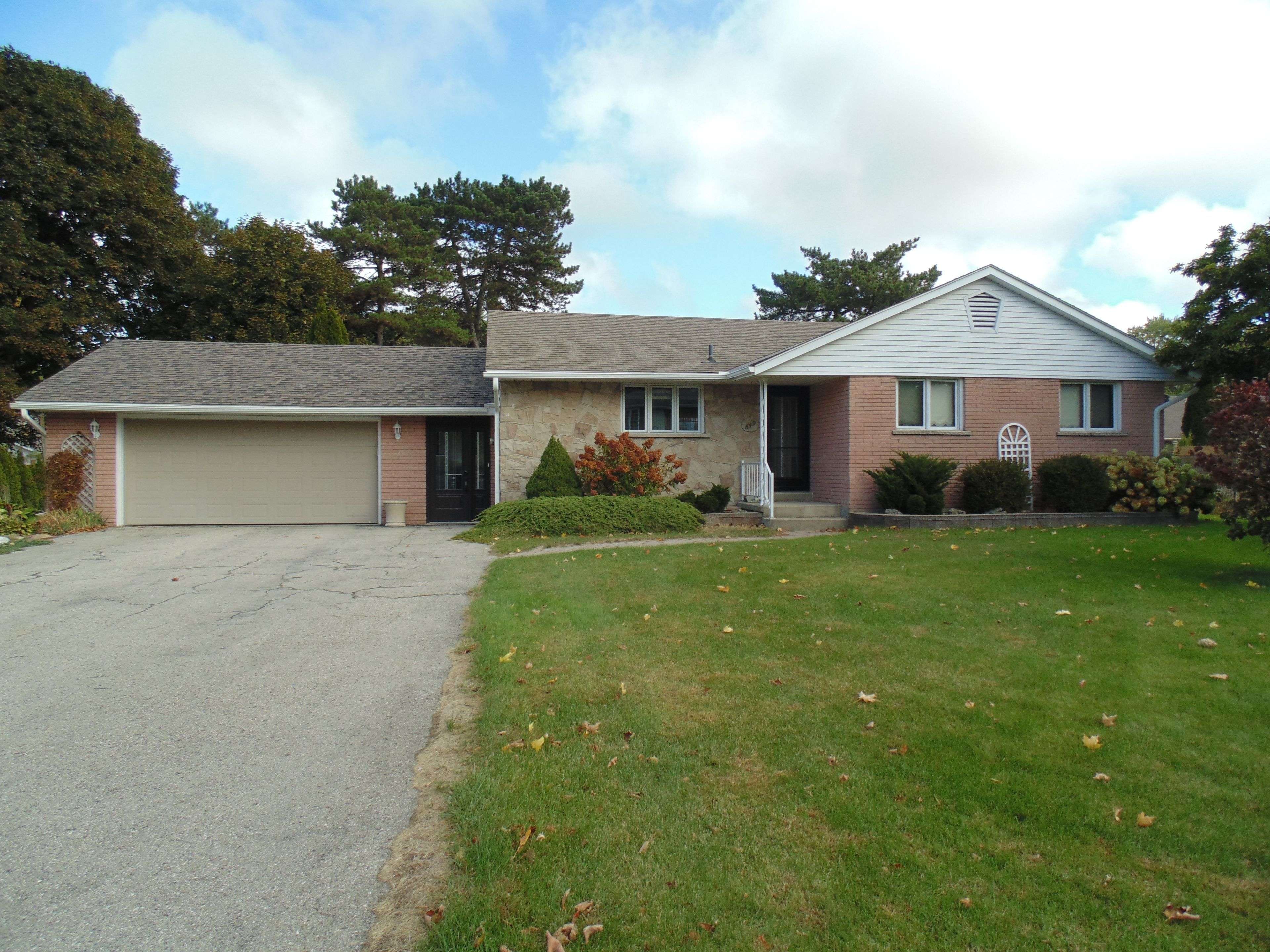 Saugeen Shores, ON N0H 2C3,649 Drummond DR