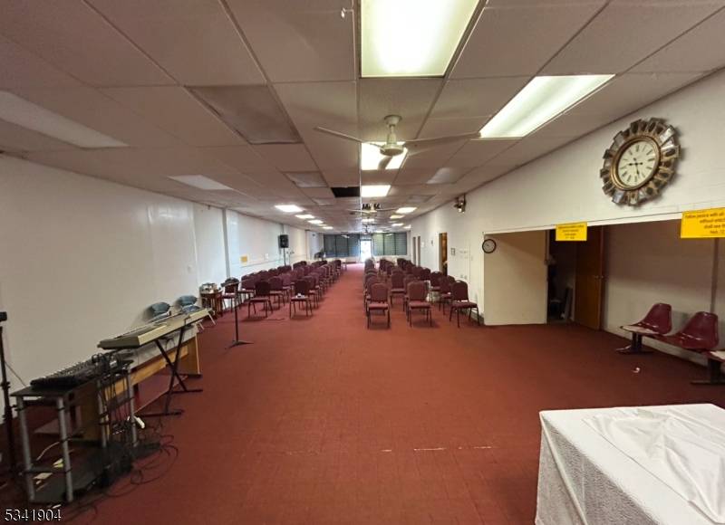 Newark City, NJ 07112,424 Chancellor Ave