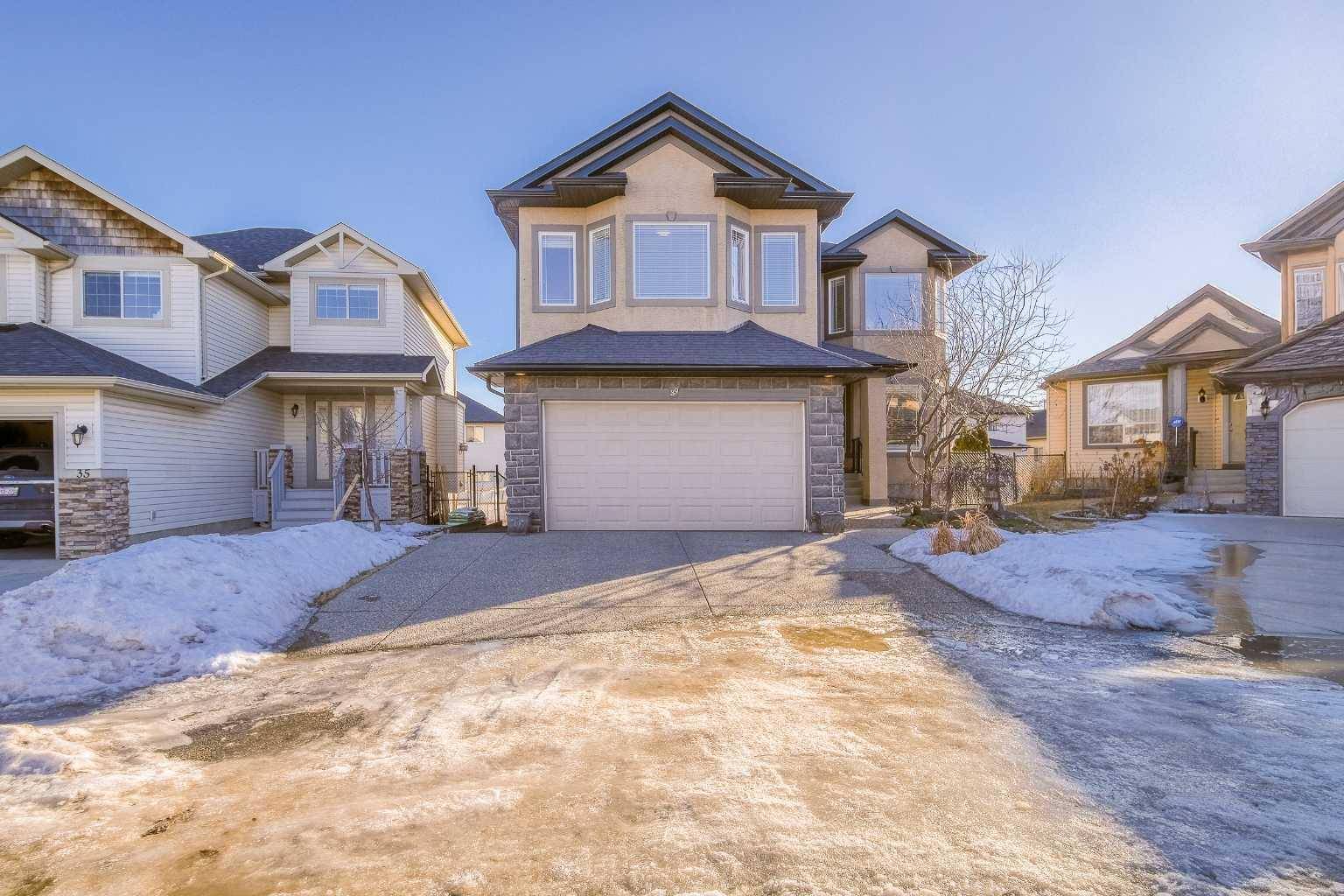 Calgary, AB T3H 5E8,39 Weston Rise SW