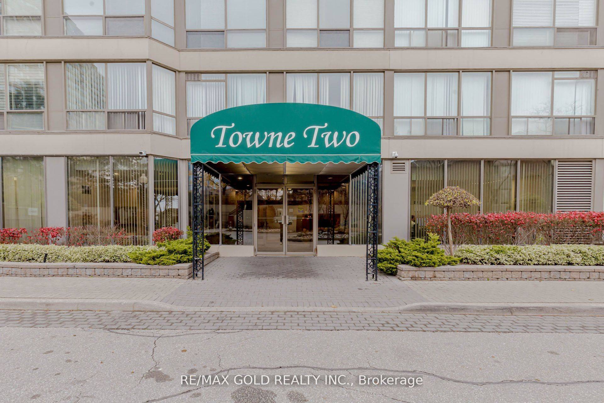 Mississauga, ON L5B 3Z3,55 Elm DR #1710