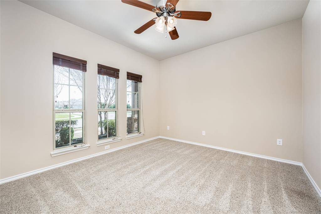 Argyle, TX 76226,305 Gannet Trail