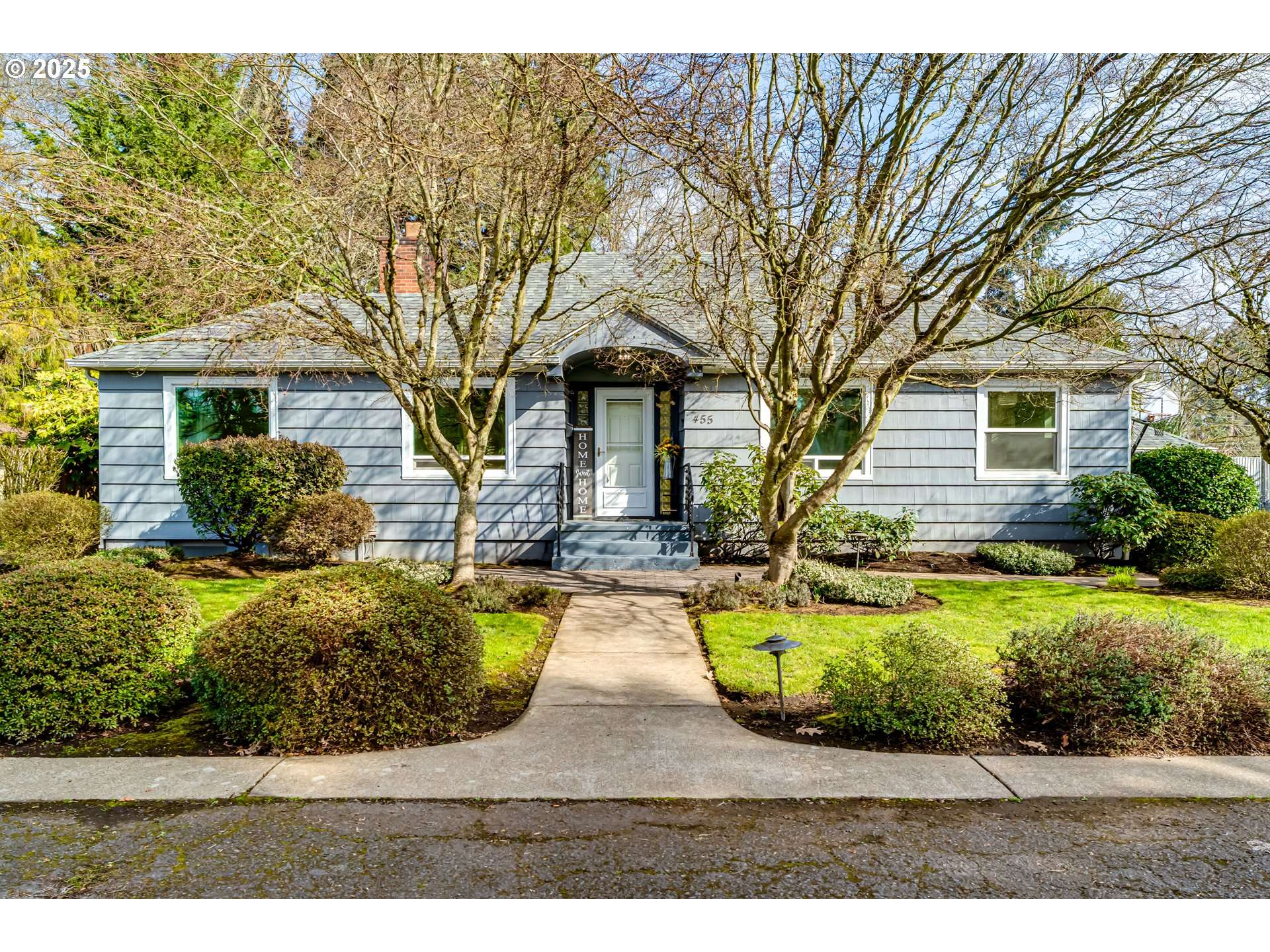 Eugene, OR 97401,455 WALNUT LN