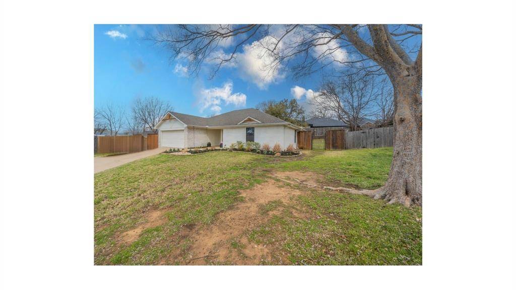 North Richland Hills, TX 76182,7421 Shady Hollow Court