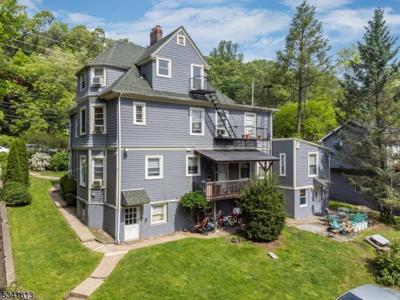 Clifton City, NJ 07043,1283 Valley Rd #7