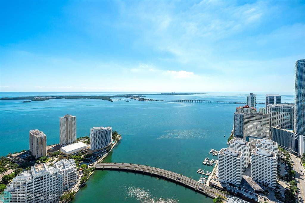 Miami, FL 33131,495 Brickell Ave  #5605