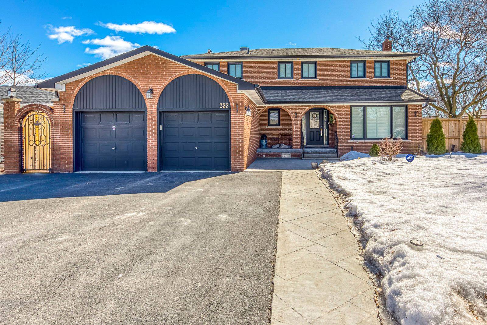 Oakville, ON L6K 3P6,322 MARY ST