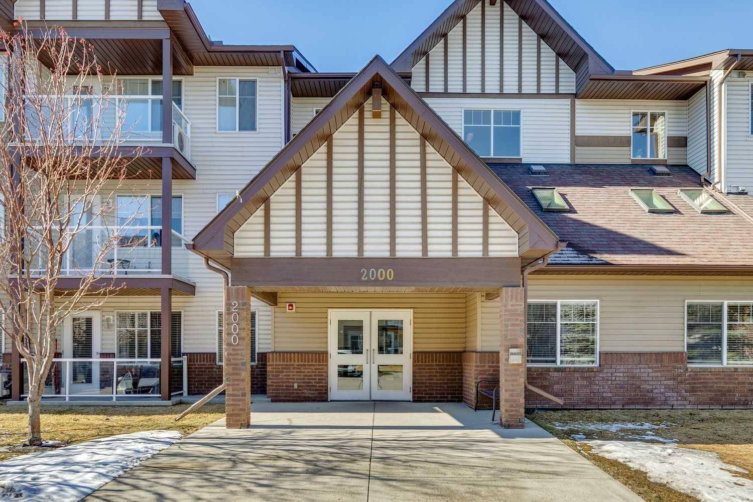 Okotoks, AB T1S 2L2,200 Community WAY #2208