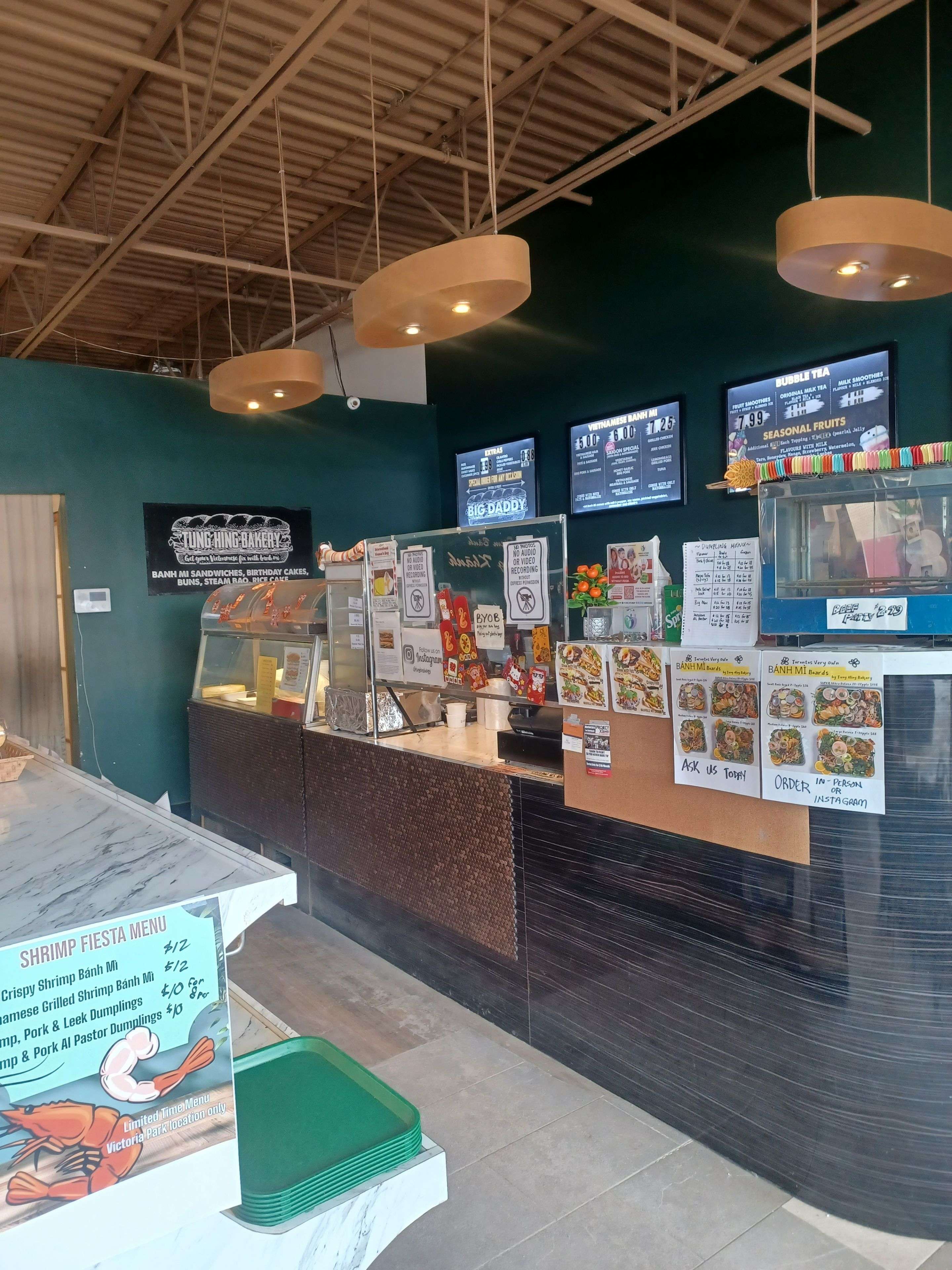 Toronto E05, ON M1T 1A3,2555 VICTORIA PARK AVE #16