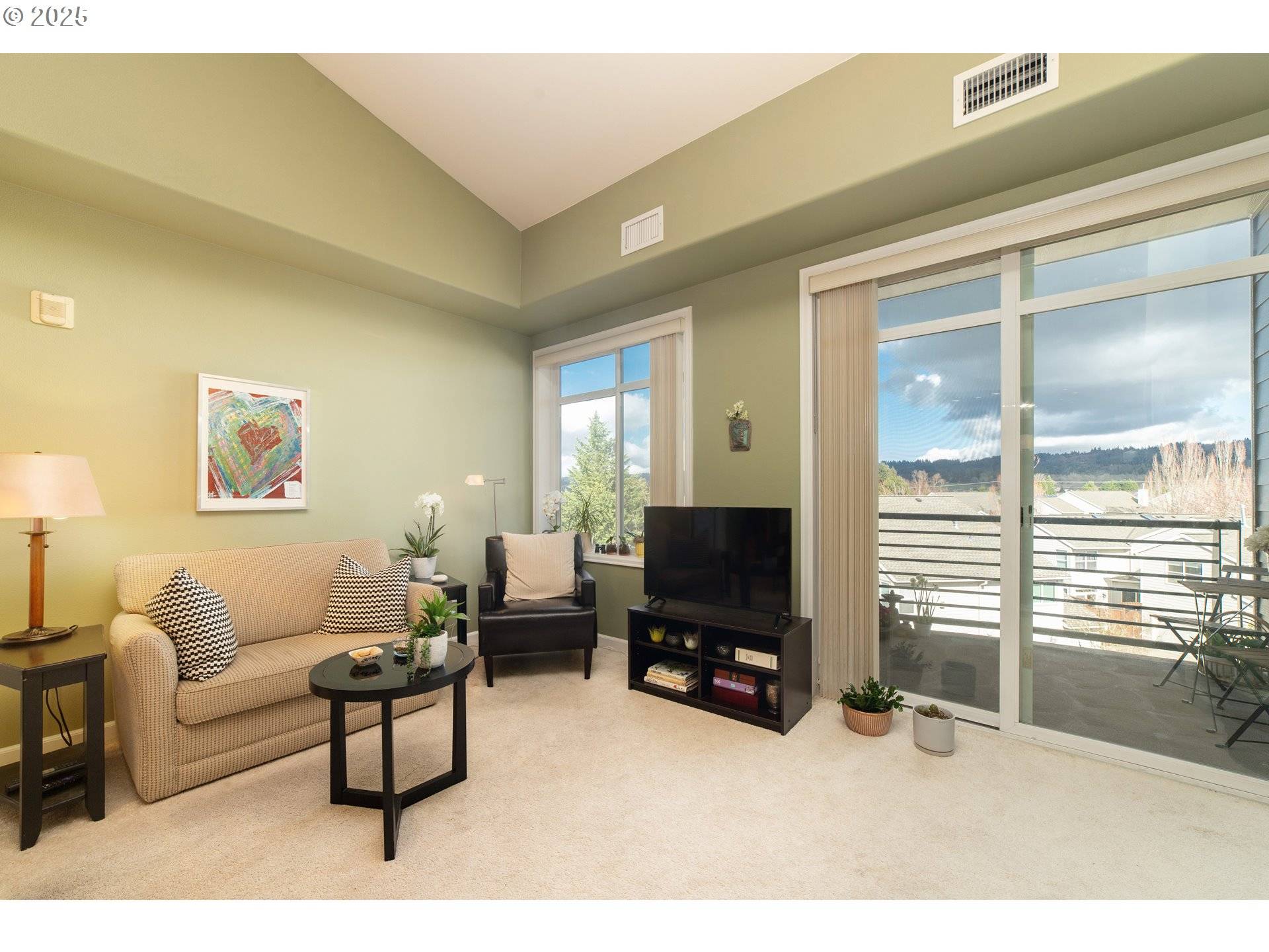 Portland, OR 97229,4884 NW PROMENADE TER #409