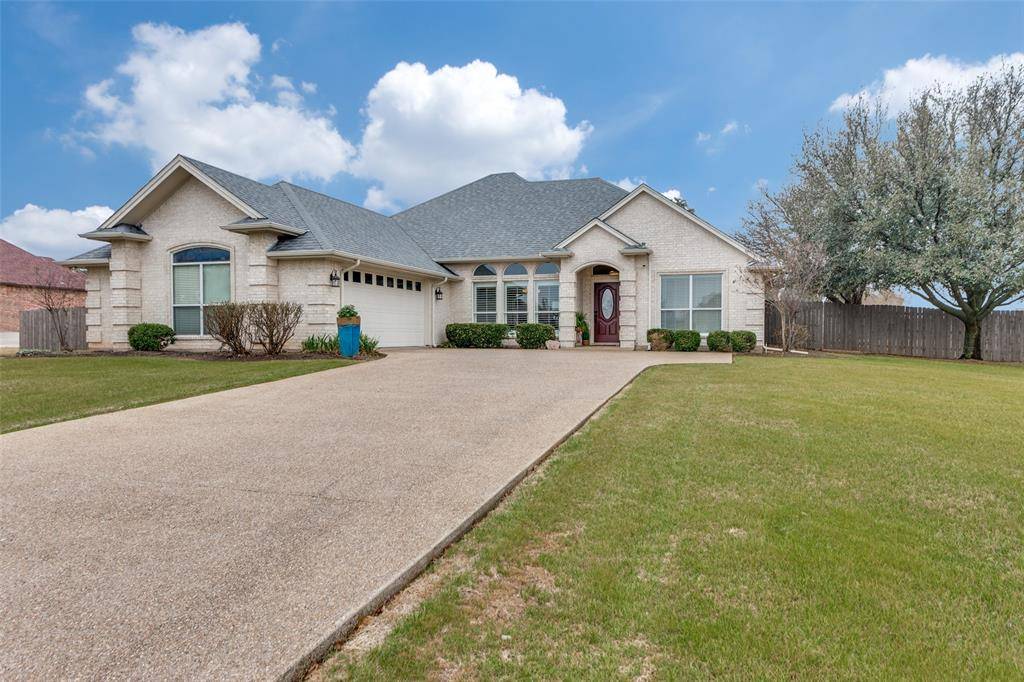 Granbury, TX 76049,2301 E Emerald Bend Court