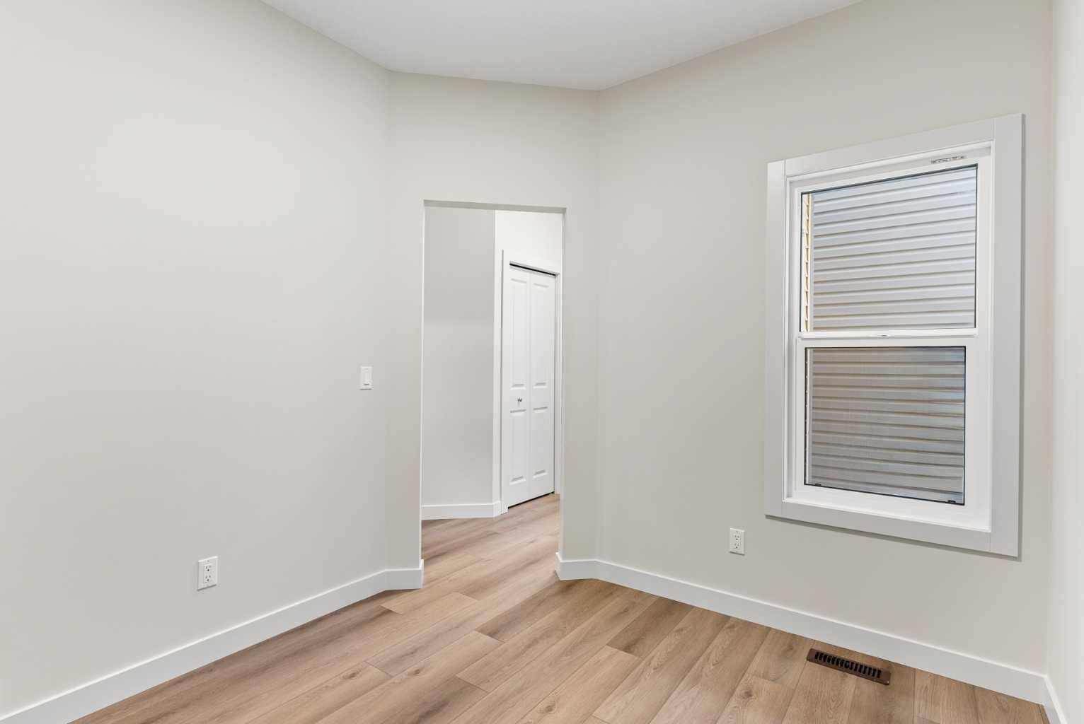 Calgary, AB T2A 7Y9,47 Belvedere PT SE