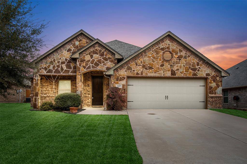 Granbury, TX 76049,117 Donna Circle