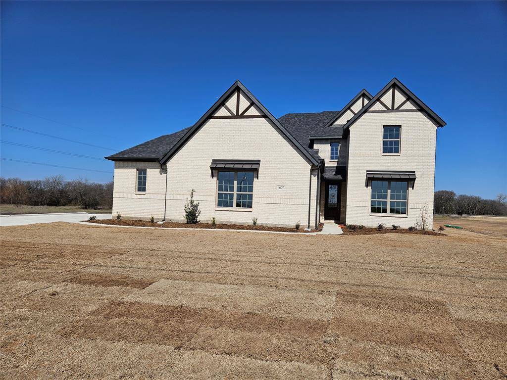 Van Alstyne, TX 75495,1623 W Farmington Road