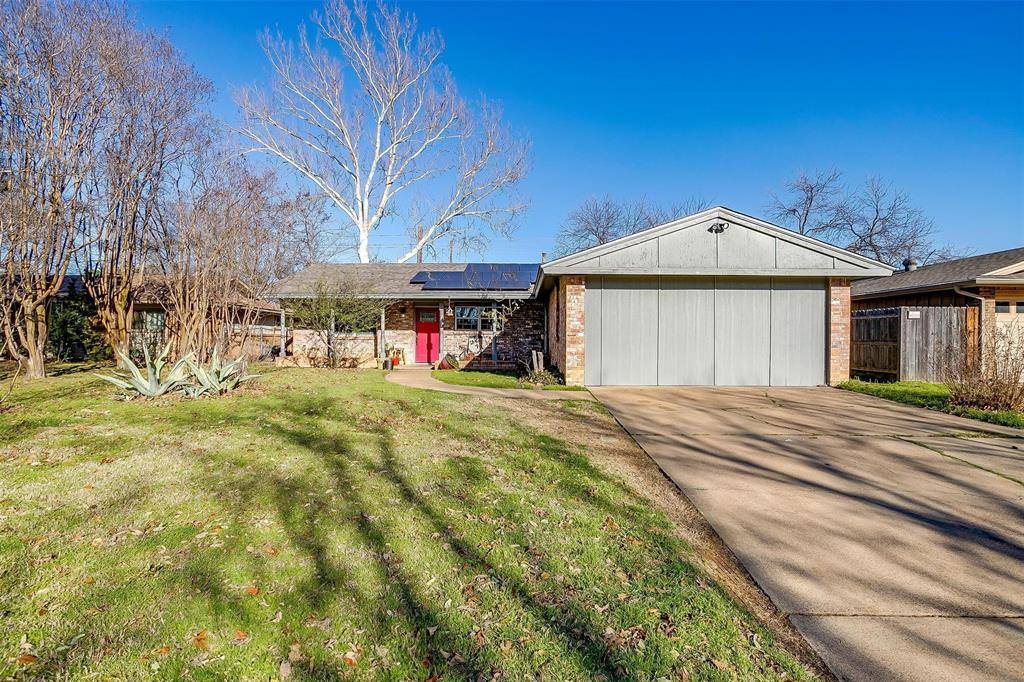 Arlington, TX 76013,513 Buffalo Drive