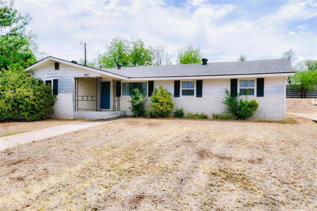 Sweetwater, TX 79556,909 ROSCOE Street