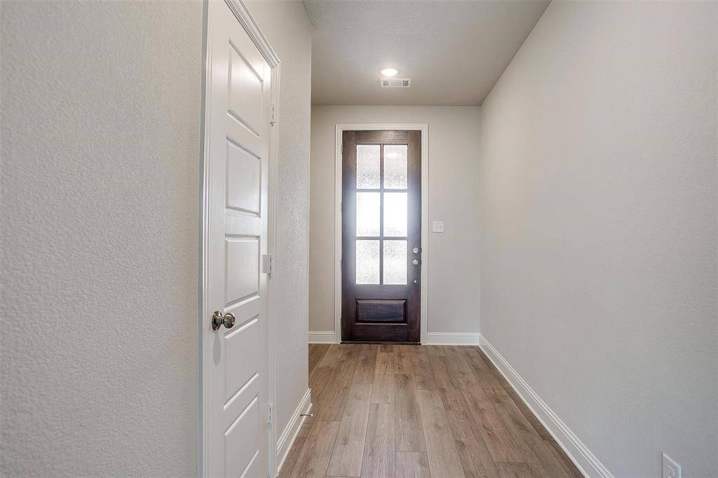 Arlington, TX 76001,6911 Yellow Hammer Way