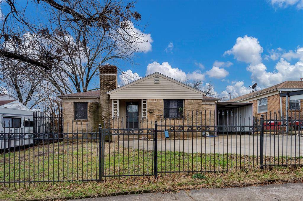 Dallas, TX 75211,2736 Overcrest Street